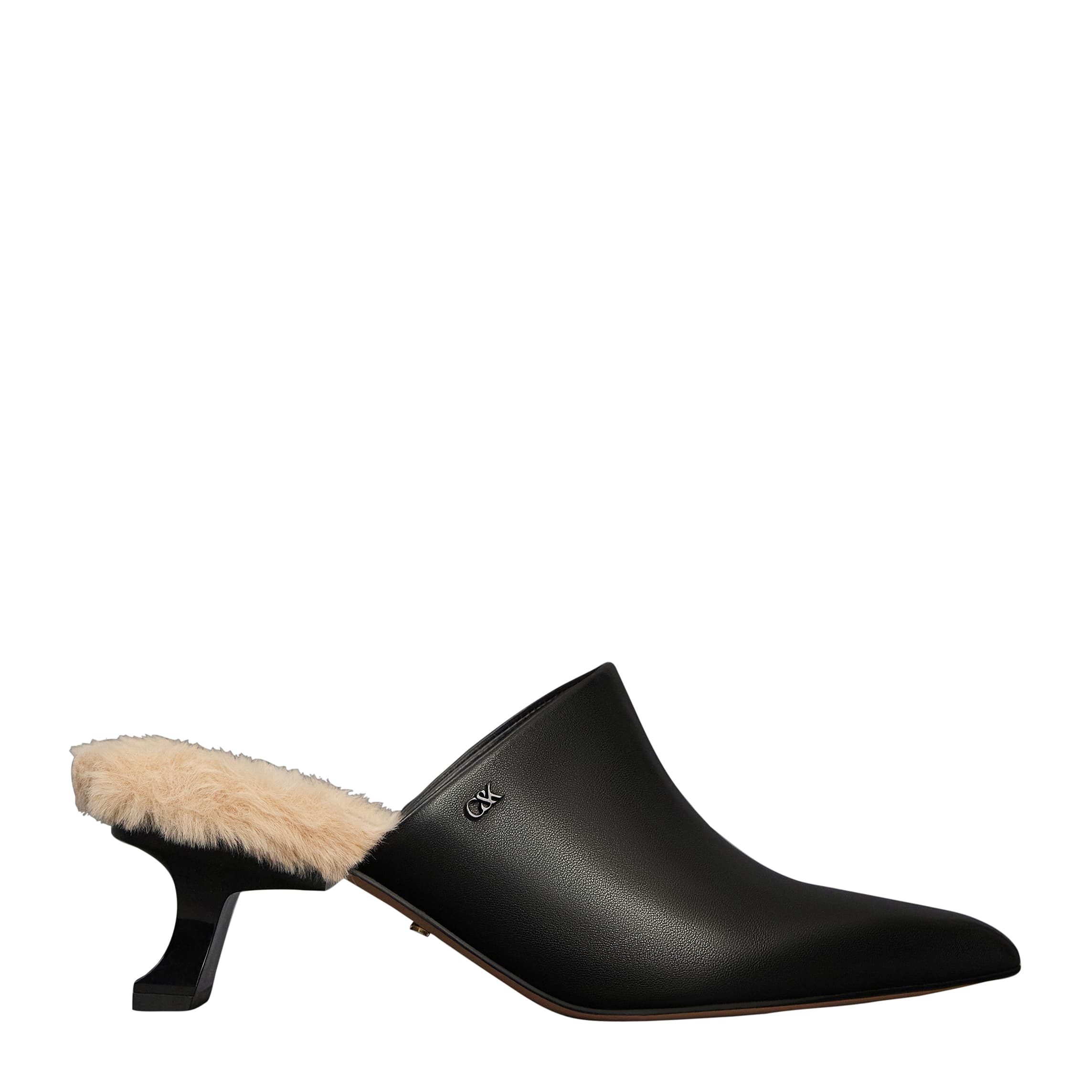 皮尖頭穆勒跟鞋 NT$2,990(CHARLES & KEITH提供)