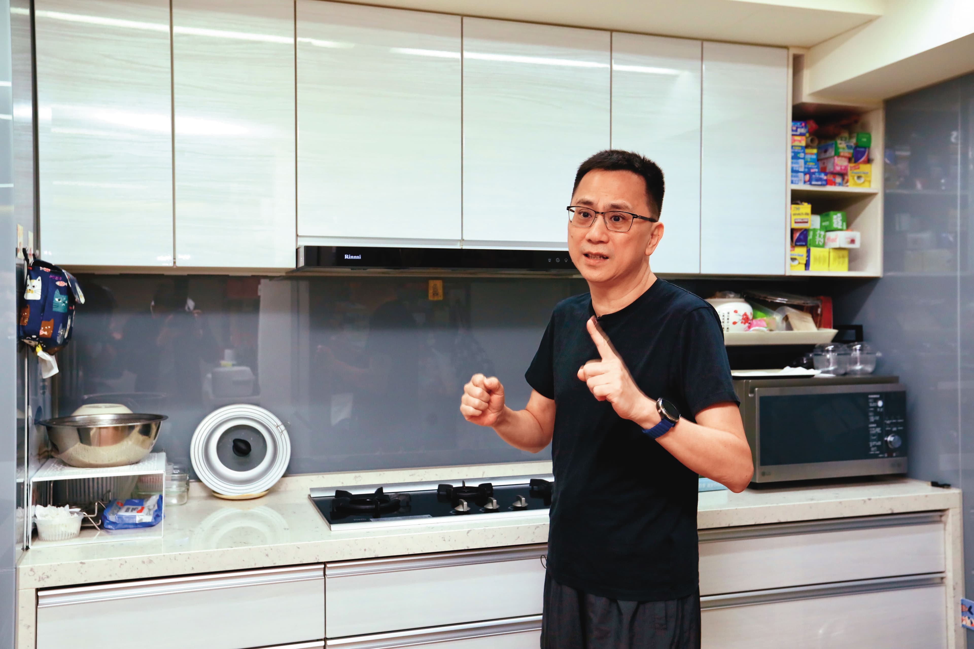 陳延昶認為廚房就是財庫,每年請灶神坐鎮,保佑財庫飽滿。