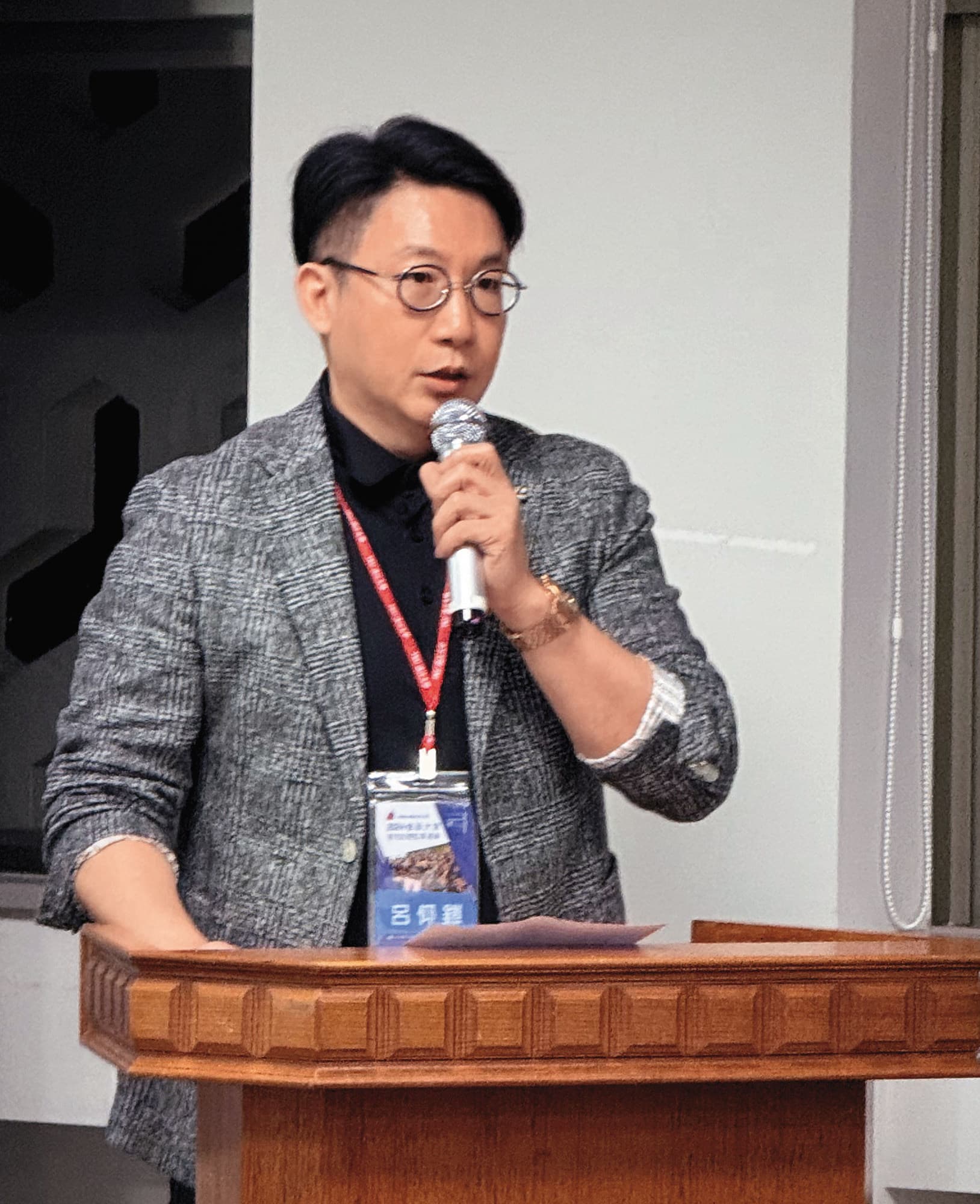 青雲科技總經理呂仰鎧涉嫌走私輝達晶片,遭羈押禁見。(翻攝淡江大學官網)