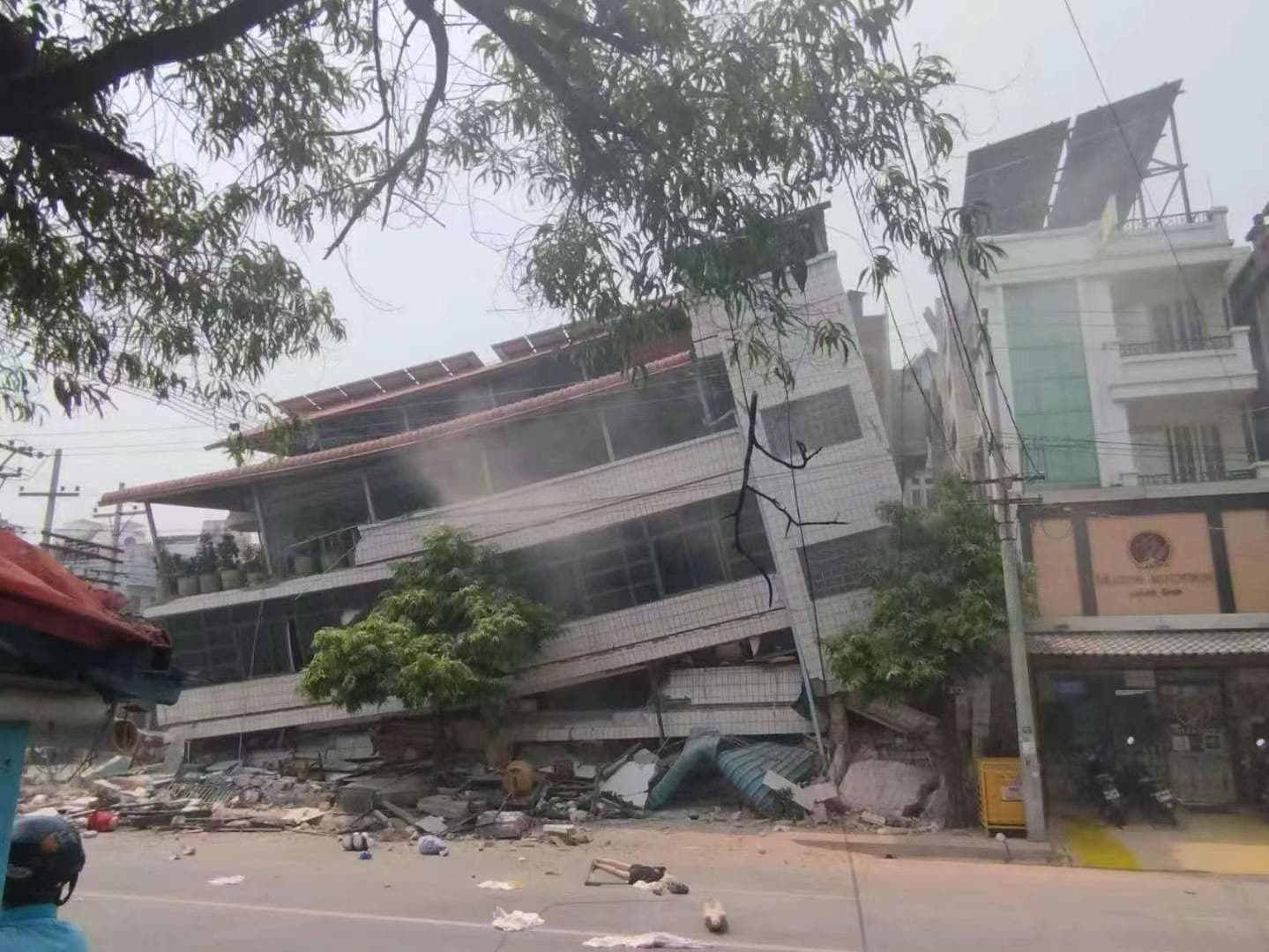 緬甸中部今日發生規模7.7強震,多地陸續傳出建物倒塌與人員傷亡。(緬甸台商提供)