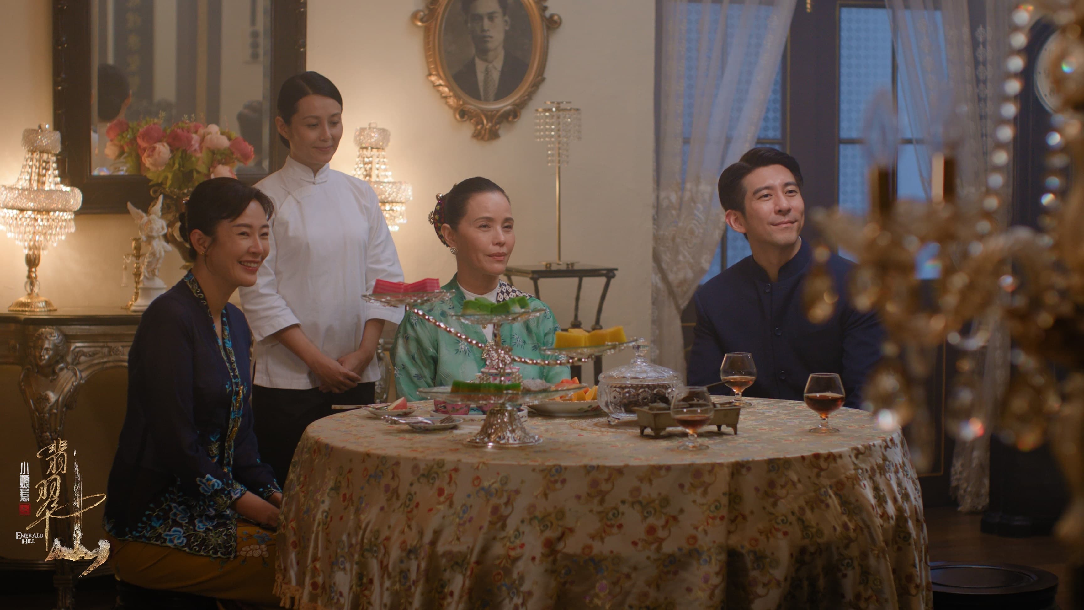 修杰楷(前排右起)和新加坡演員鄭惠玉、劉子絢有精采對手戲。(TVBS提供)