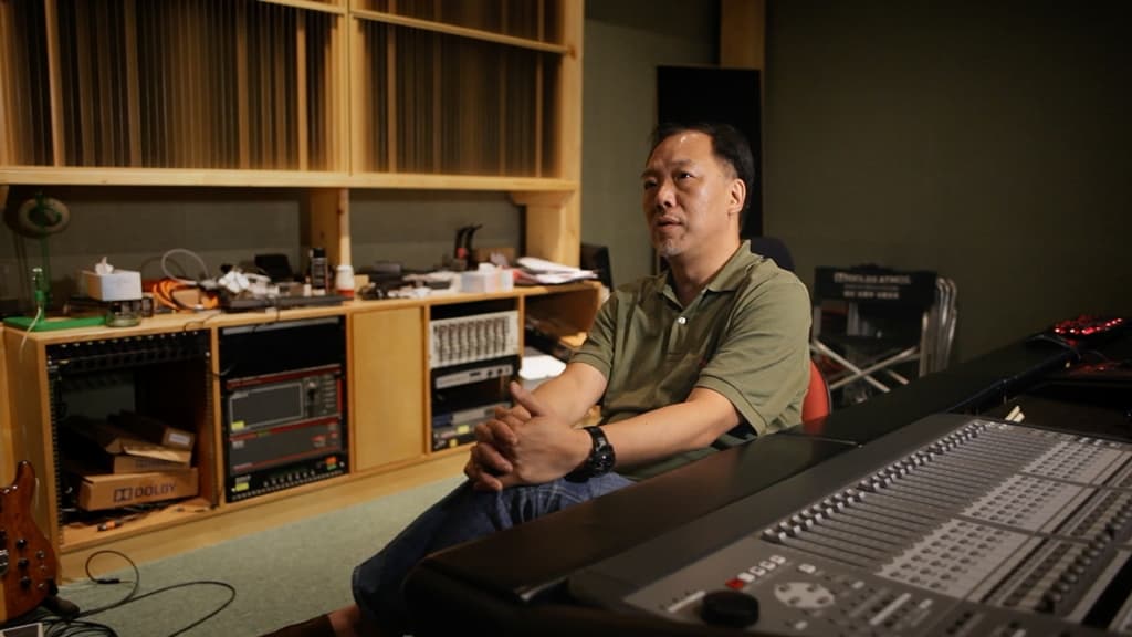 《擬音》中訪問香港資深音效工作者曾景祥。(牽猴子提供)