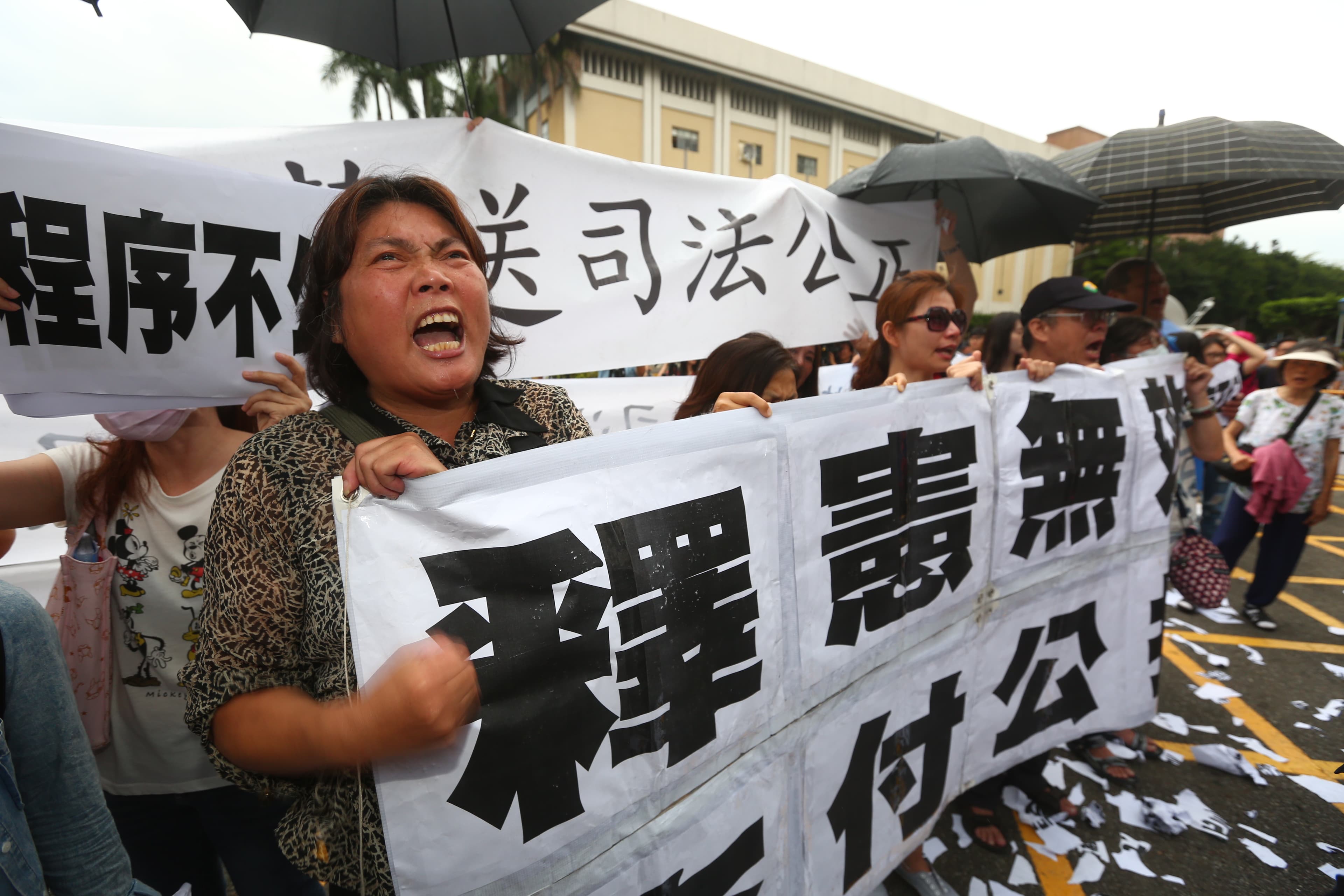 反同婚團體呼籲大法官,不要成為歷史的罪人。