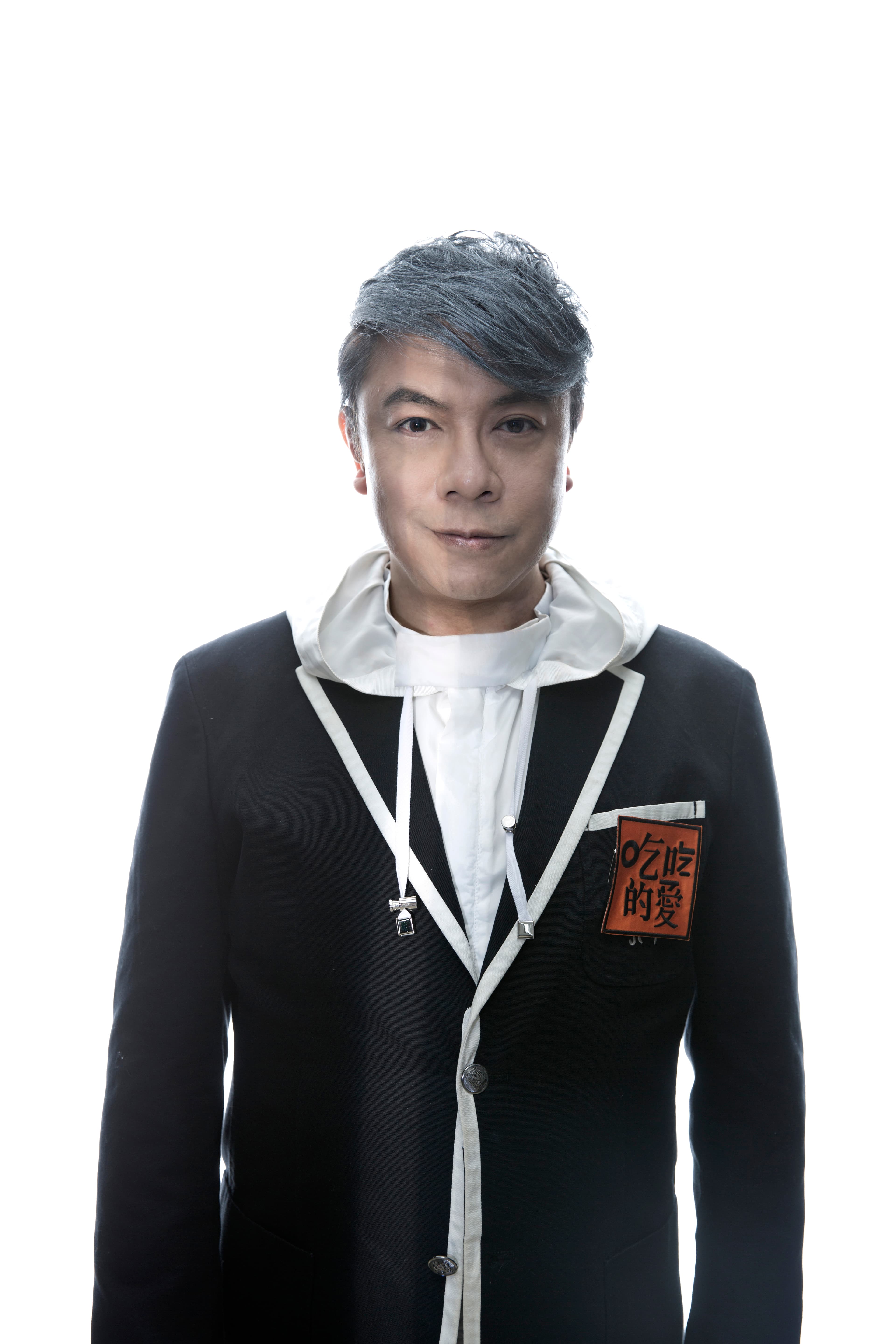 「如果不再做下停掉《康熙來了》的決定,我會覺得我太懦弱,我很想做一個證明我沒那麼膽小的事情。果然做了之後,變成一個比較橫衝直壯的人。」
