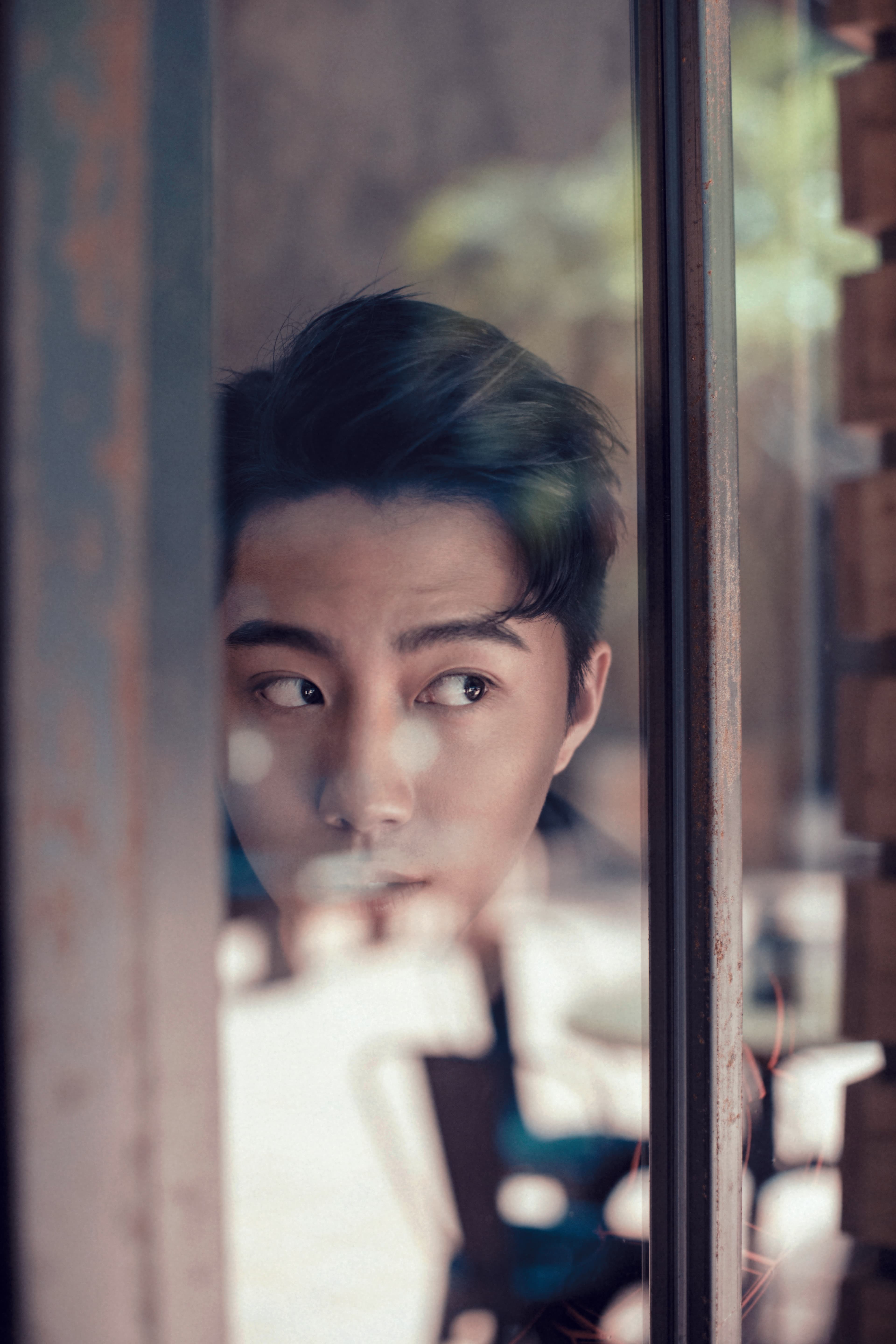 蔡凡熙長得高,心態卻仍然幼稚。當一個史上最幸運的新人,他不多想,手套一張開,就接住了那好運與壓力。