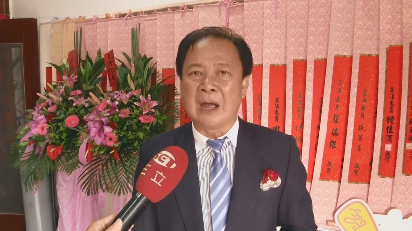 張榮志事後出面向鎮民道歉,但他也質疑有心人從中炒作。(翻攝畫面)