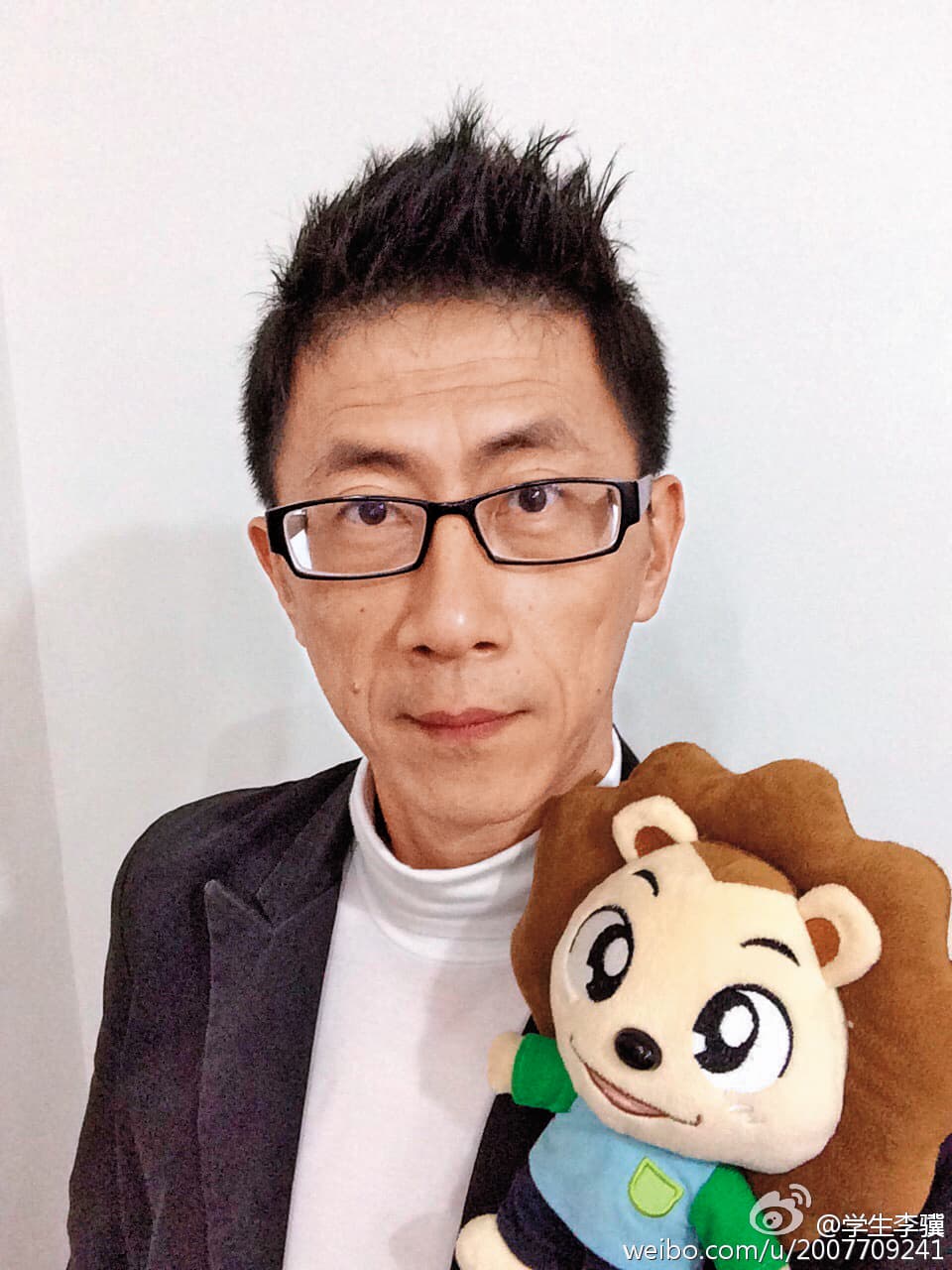 李驥從紅極一時的優克李林轉戰到資訊業。(翻攝自李驥微博)