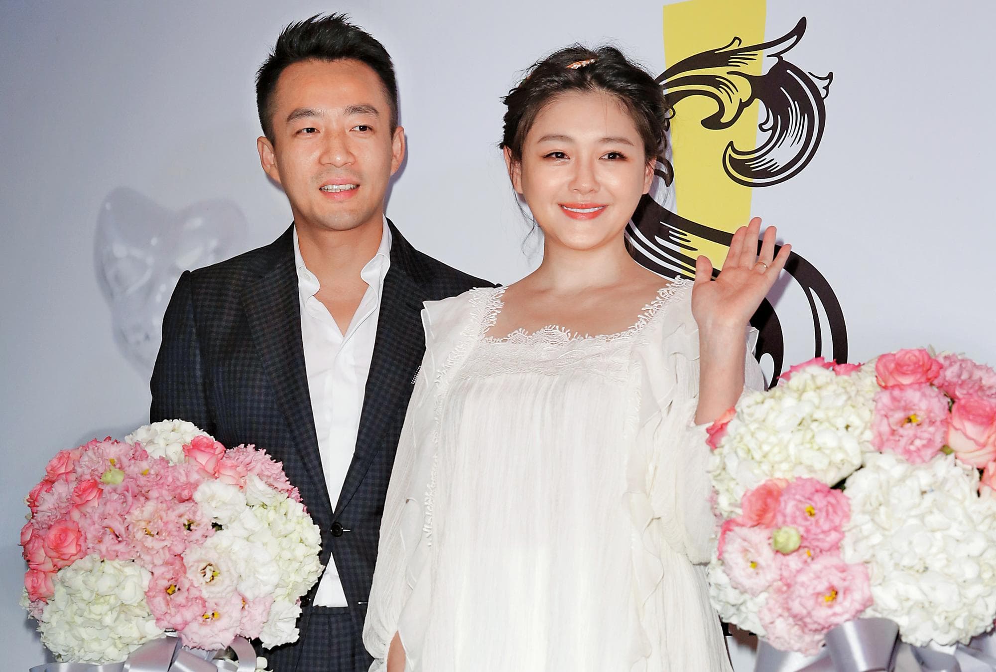 大S生第二胎時宮縮嚴重,並出現缺氧、昏迷的癲癇症狀,產後記憶斷片10天。