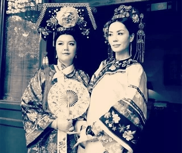 王菲cosplay貴妃,也是相當有模有樣。(微博)