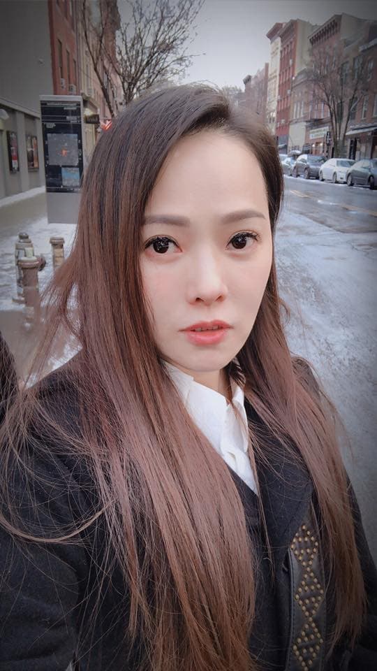 伊能靜高齡產女,與小老公秦昊經常被直擊出雙入對。(翻攝自伊能靜臉書)