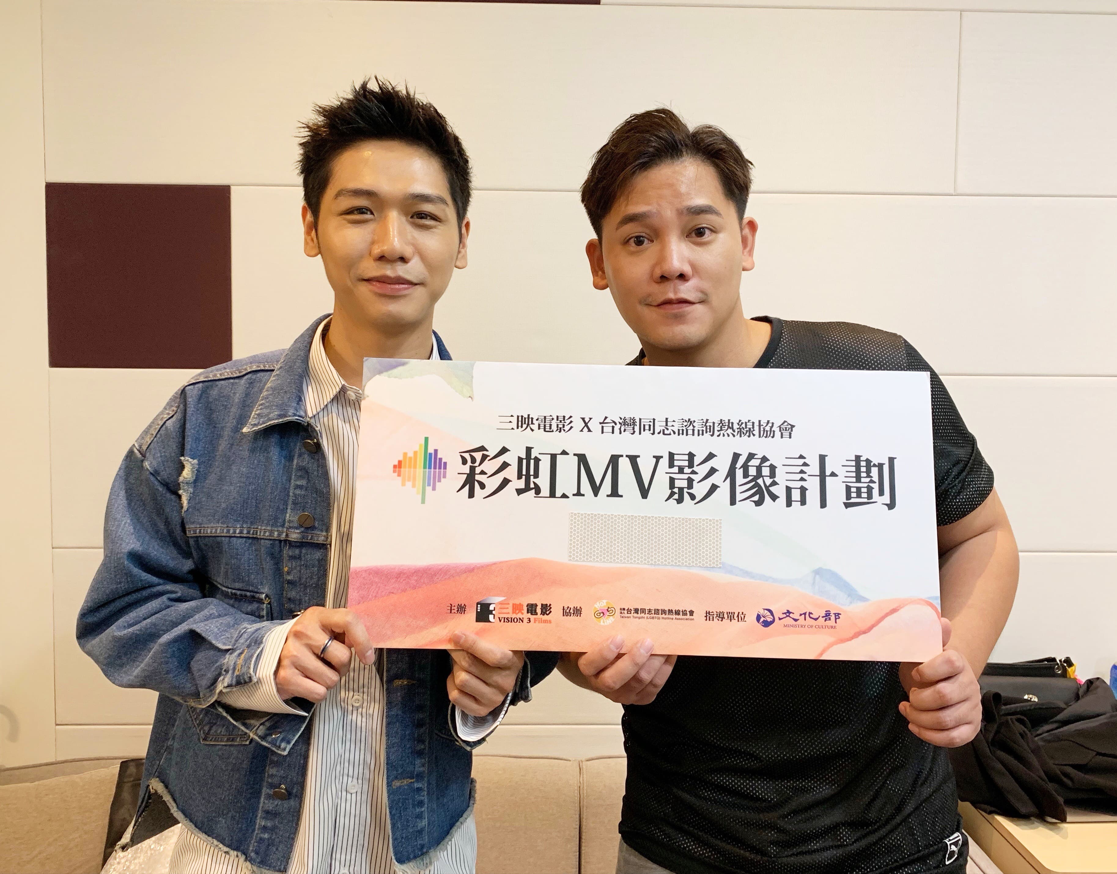 〈有我在〉由盧學叡作詞,並邀來多年好友蔡旻佑作曲兼製作人。(三映電影)