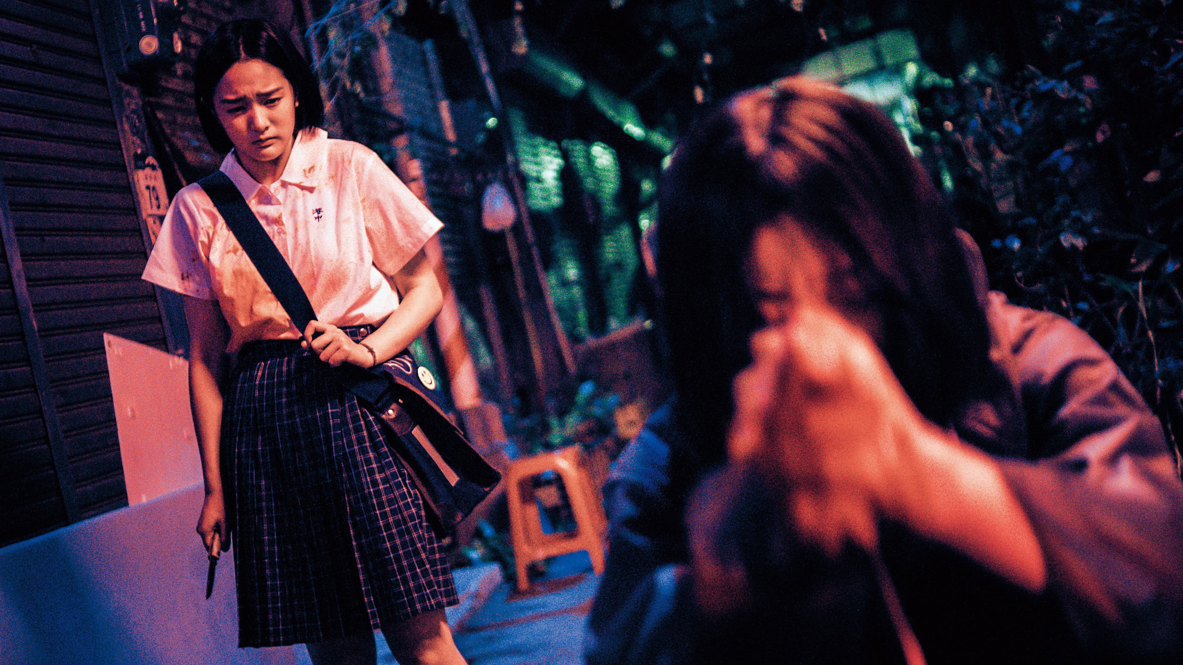 王淨(左)參演懸疑片《靈佔》,在不同類型片中嘗試新的演出。(公視提供)