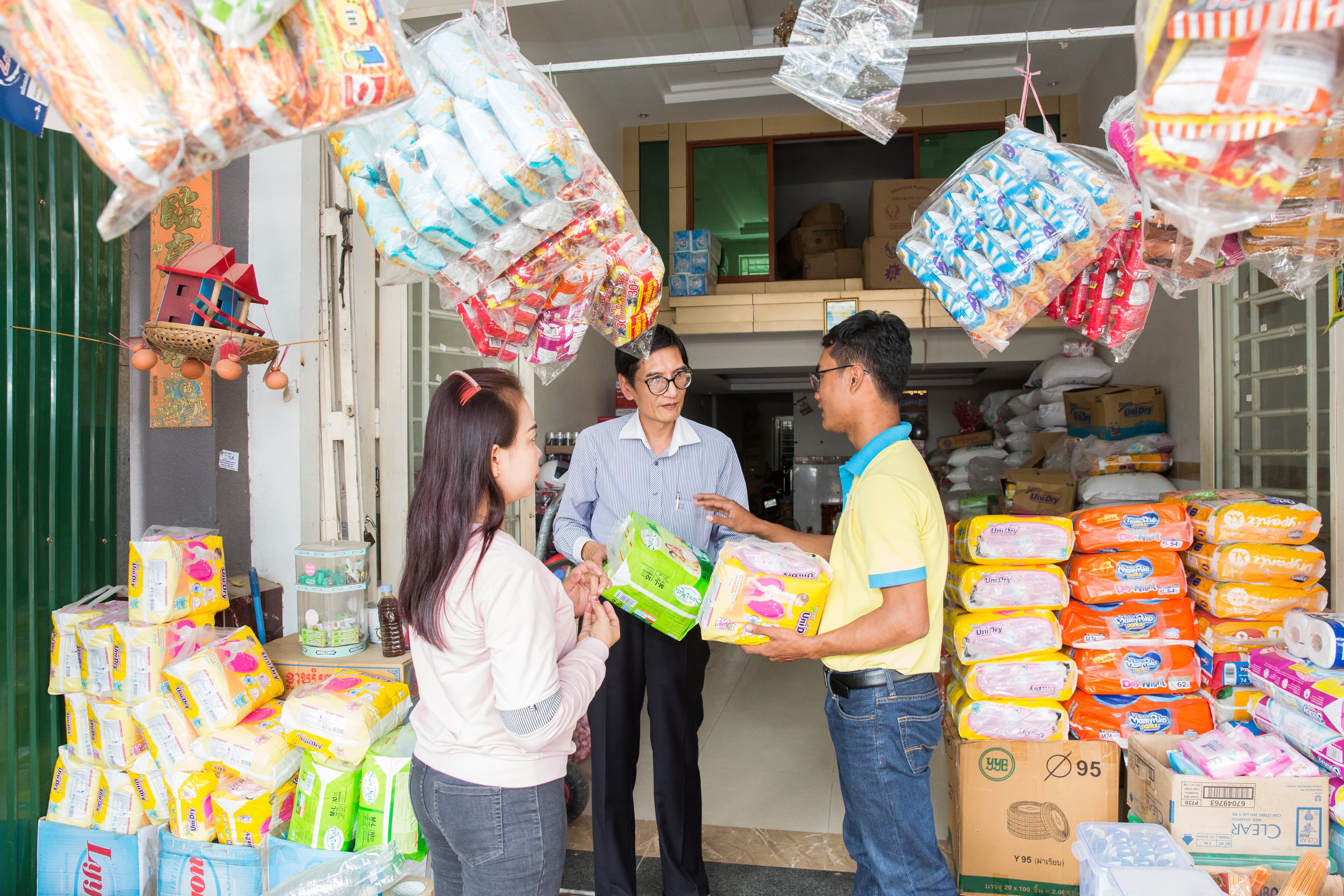 越南與柬埔寨超過8成通路仍是傳統的柑仔店。