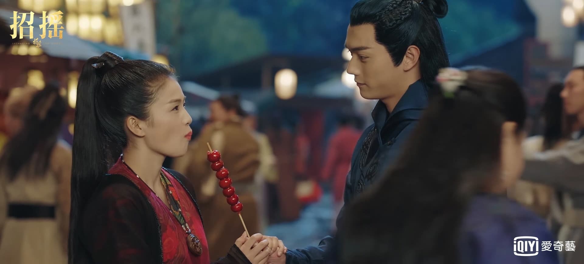 許凱在《招搖》飾演魔王之子,與白鹿譜出一段虐戀。(愛奇藝台灣站提供)