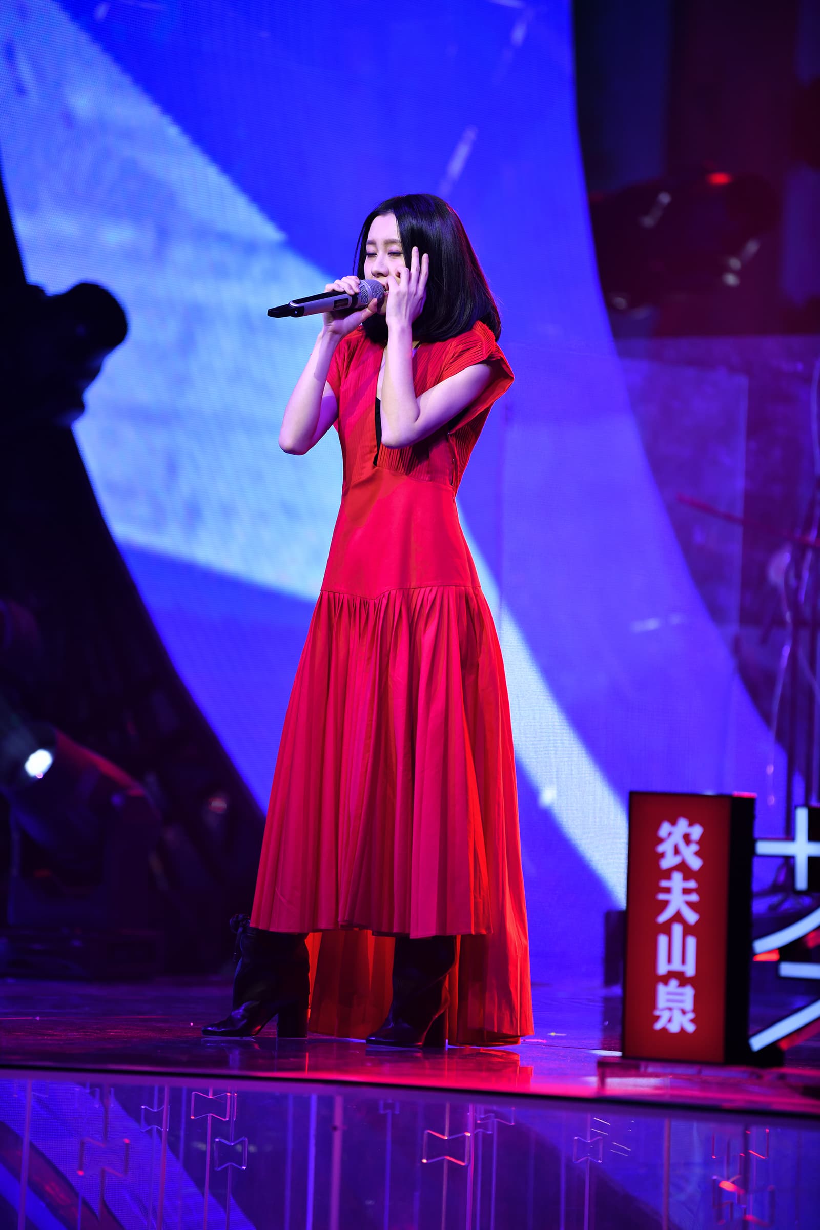仙氣飄飄的白安,創作出充滿力量的曲子,好成績讓她繼續參賽《我是唱作人》。(相信音樂提供)