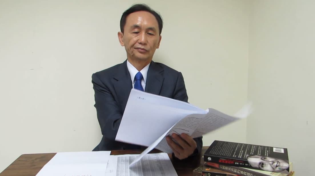 吳子嘉爆料韓國瑜與新莊王小姐外遇長達10年,並非只是「粉紅麻將咖」,2人甚至還育有一名10多歲的孩子。(翻攝自美麗島電子報臉書)