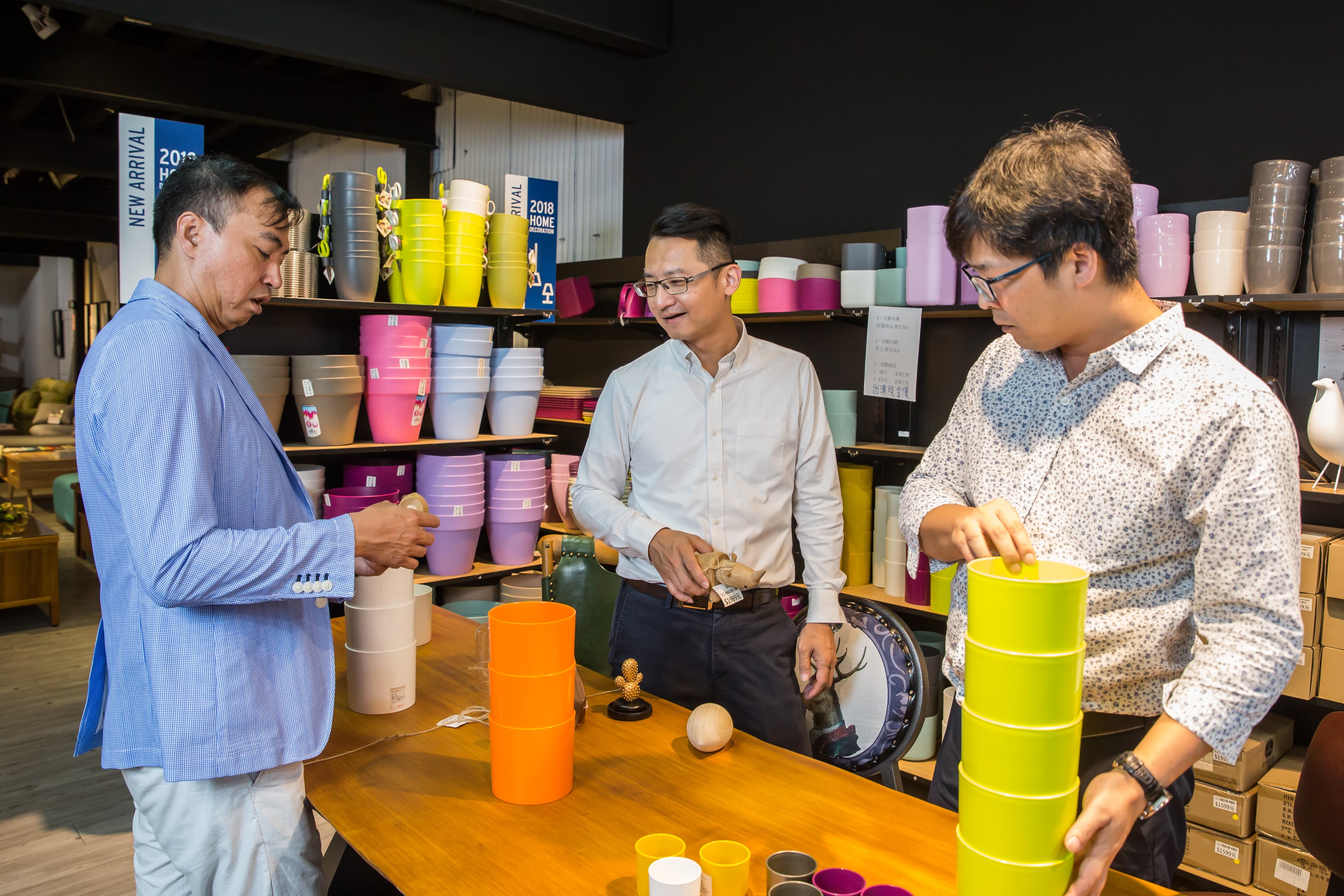 除了大型家具,H&D東稻家居也切入家飾品,滿足消費者一站式採購需求。