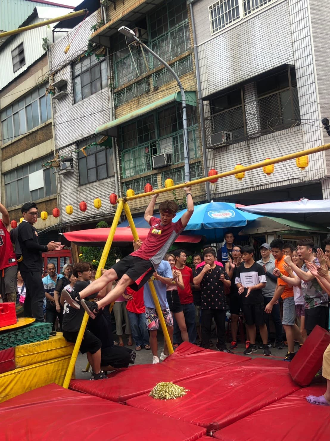 郭忠祐國立台灣體育運動大學畢業,優異體能與毅力,屢屢在節目創下過關佳績。(民視提供)