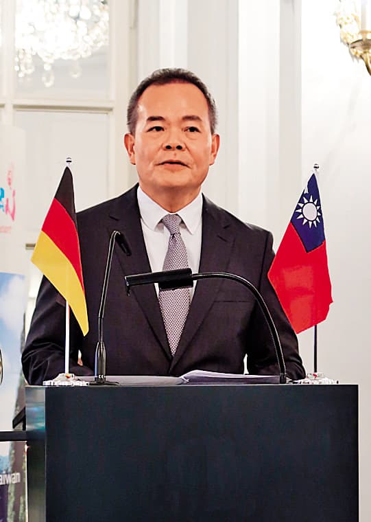 沈文強擔任駐漢堡辦事處處長剛滿1年,就因性騷案遭調職。(翻攝外交部官網)