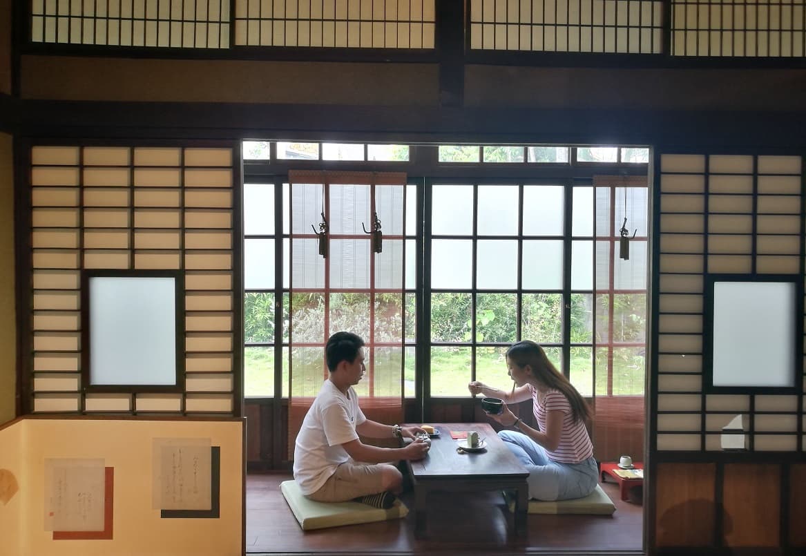 昔日日本商人本田三一的私宅,如今遊客也能在裡頭品茗休憩。