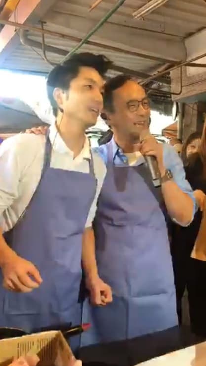 朱立倫今(7日)陪國民黨立委蔣萬安一起掃街。(翻攝自蔣萬安臉書)