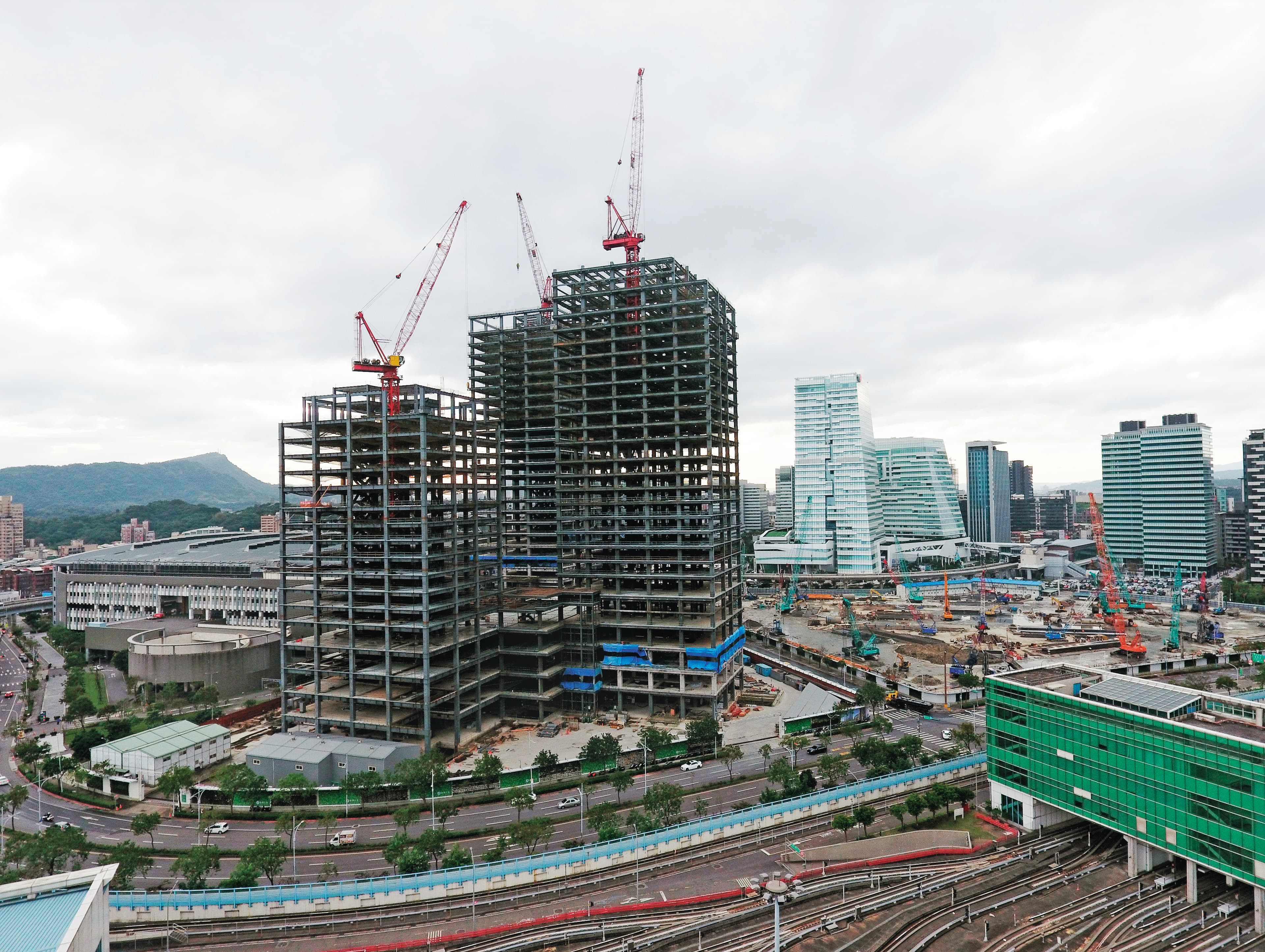 位於南港展覽館旁的台肥C2開發案,預計興建2棟觀光旅館、1棟商辦大樓,被視為台肥未來金雞母。