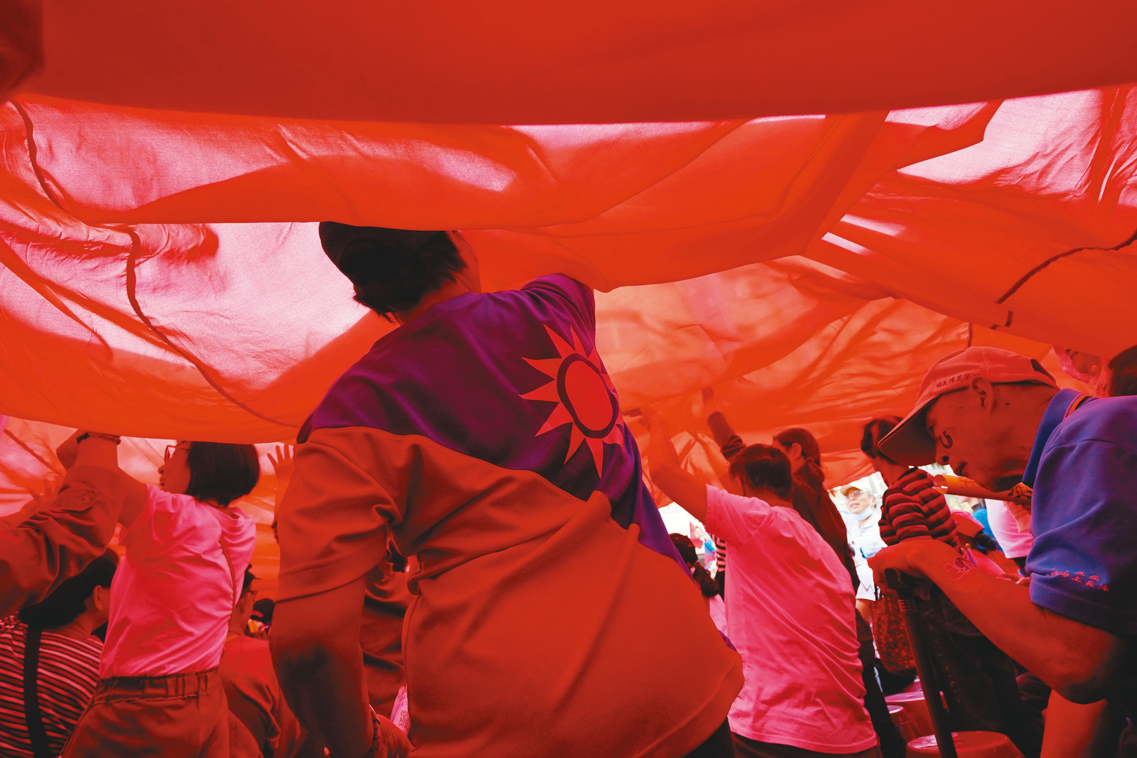 即便罷韓團體來勢洶洶,但國民黨認為反倒助長藍軍士氣,更帶動南台灣整體選情。