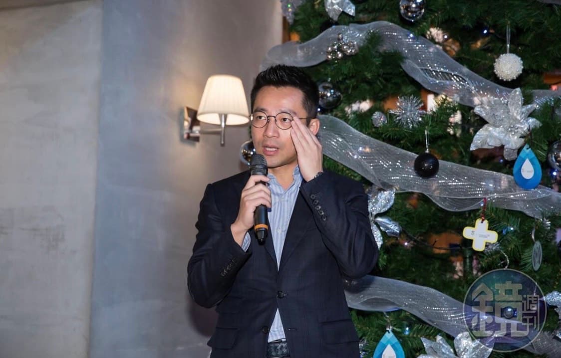汪小菲日前表示放無薪假依法有據,並無強迫資遣員工。