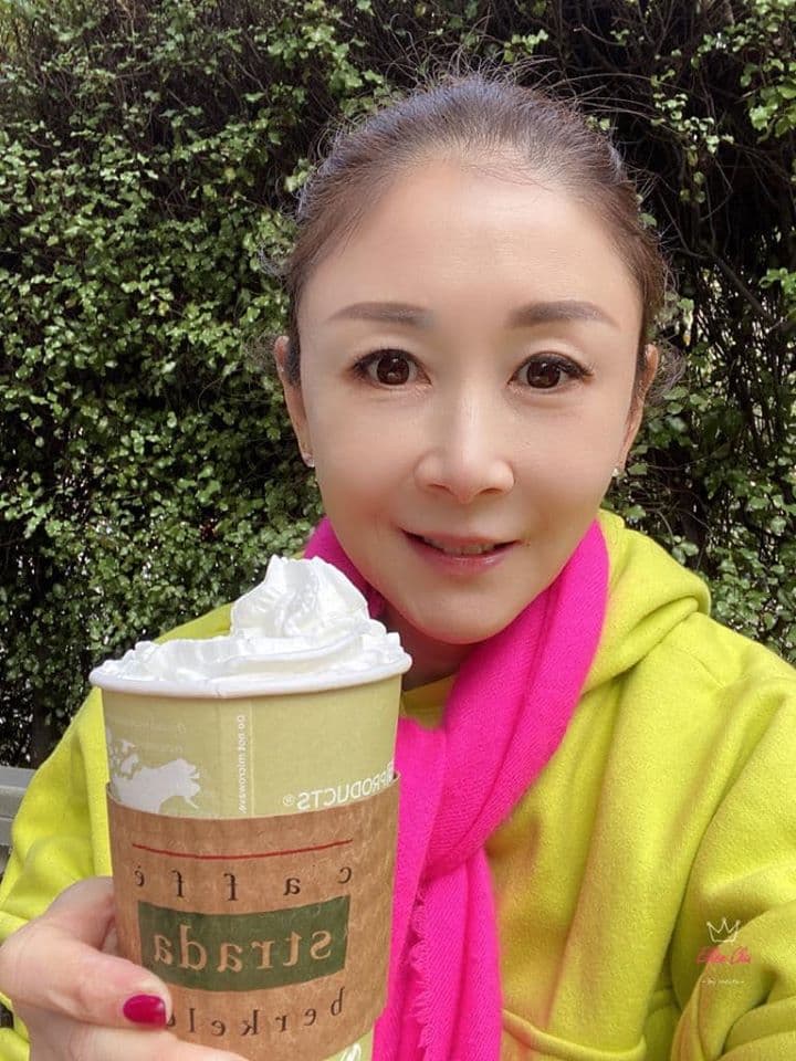 活動女王曲艾玲也曾開班教親子教養課。(翻攝曲艾玲臉書)
