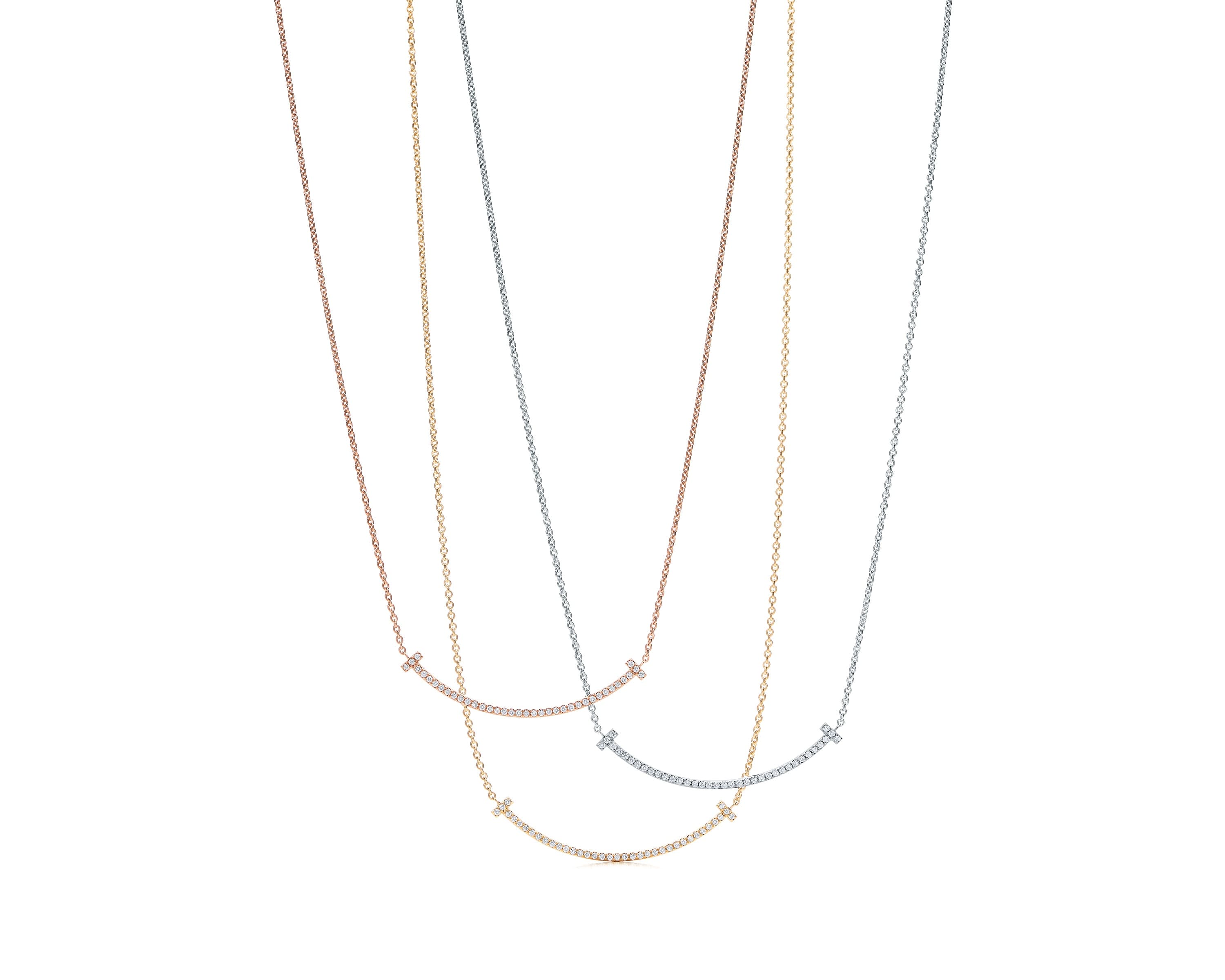 Tiffany T Smile 鑲鑽項鍊(小),NT$71,000。(Tiffany & Co.提供)