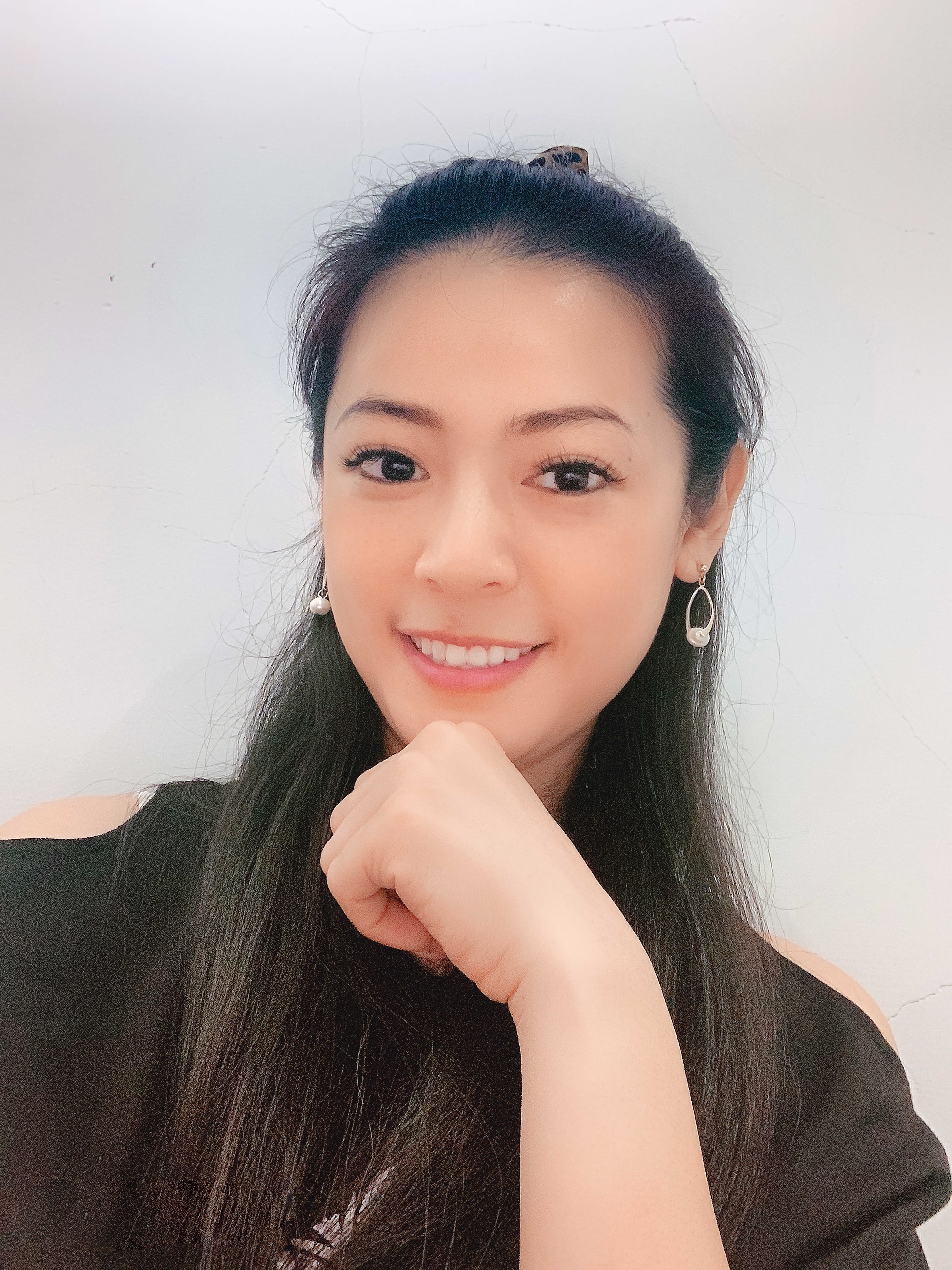 正妹除毛師米奇(圖)外型亮眼,工作時常被男客騷擾。(讀者提供)