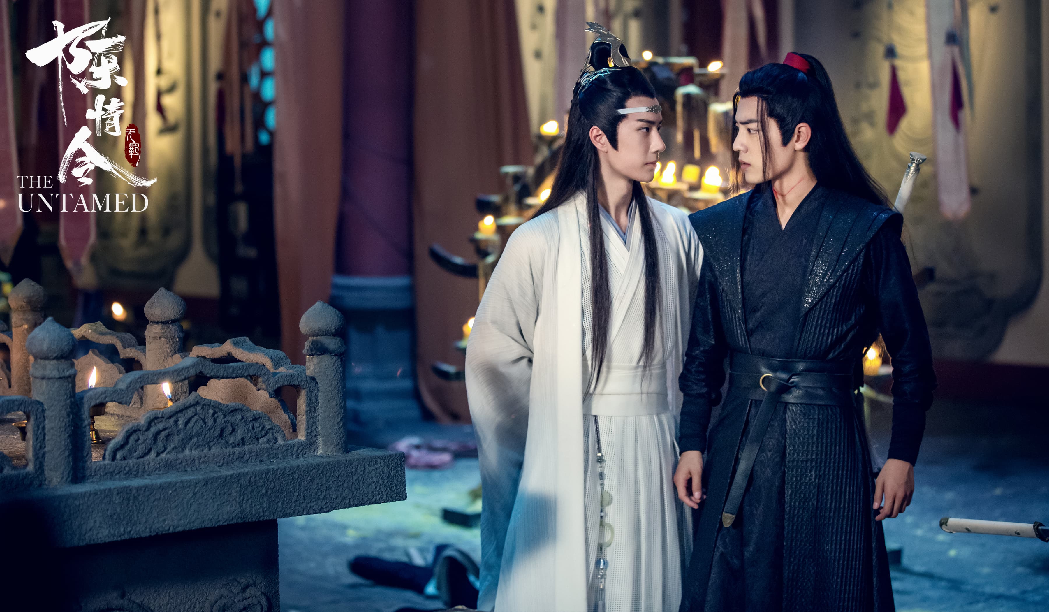 肖戰(右)與王一博因《陳情令》爆紅,成為流量男神。(翻攝陳情令微博)