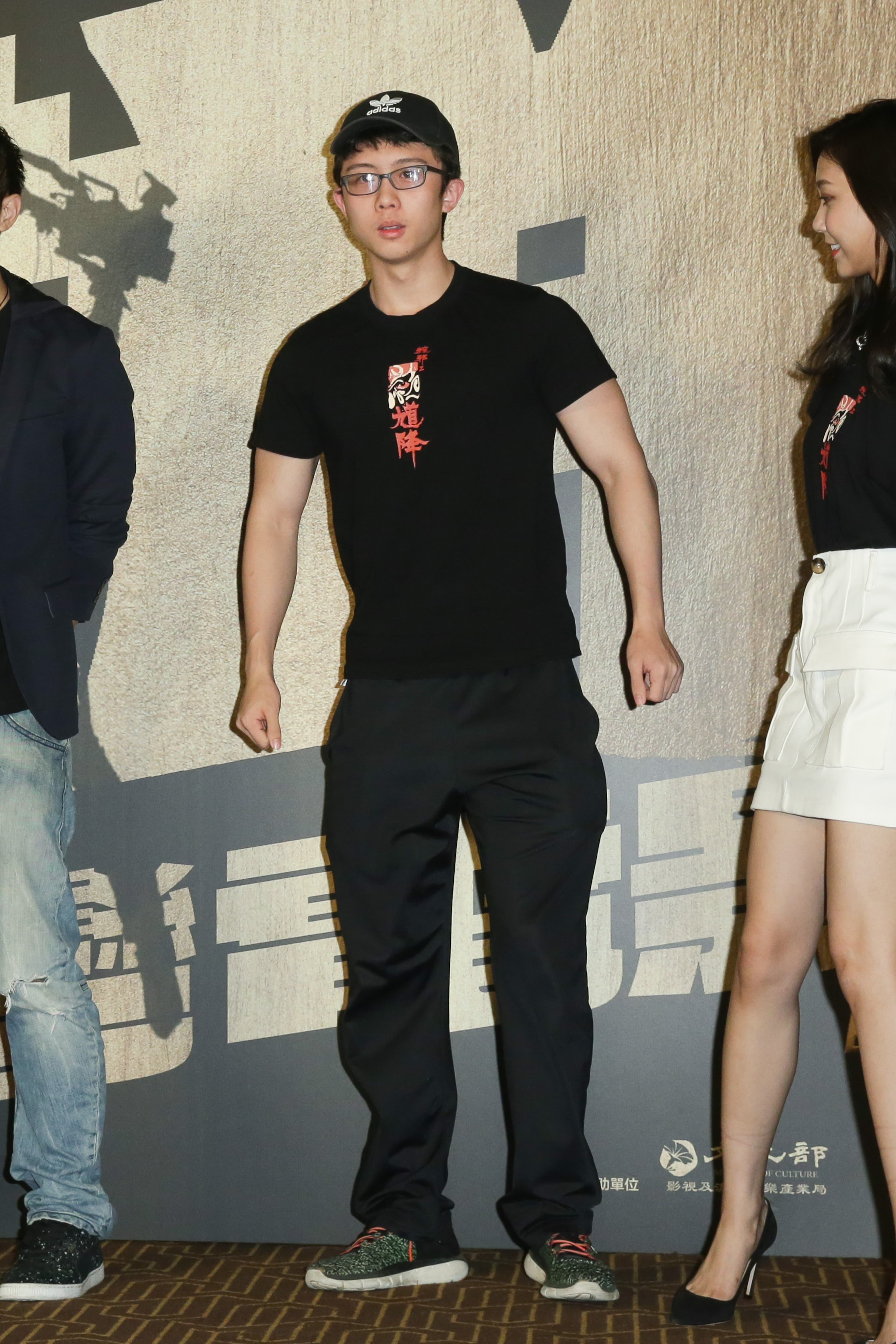 包括孫安佐等40多位台灣國片演員、導演及製片,與文化部長李永得一起出席「國片起飛一起拚」造勢活動。