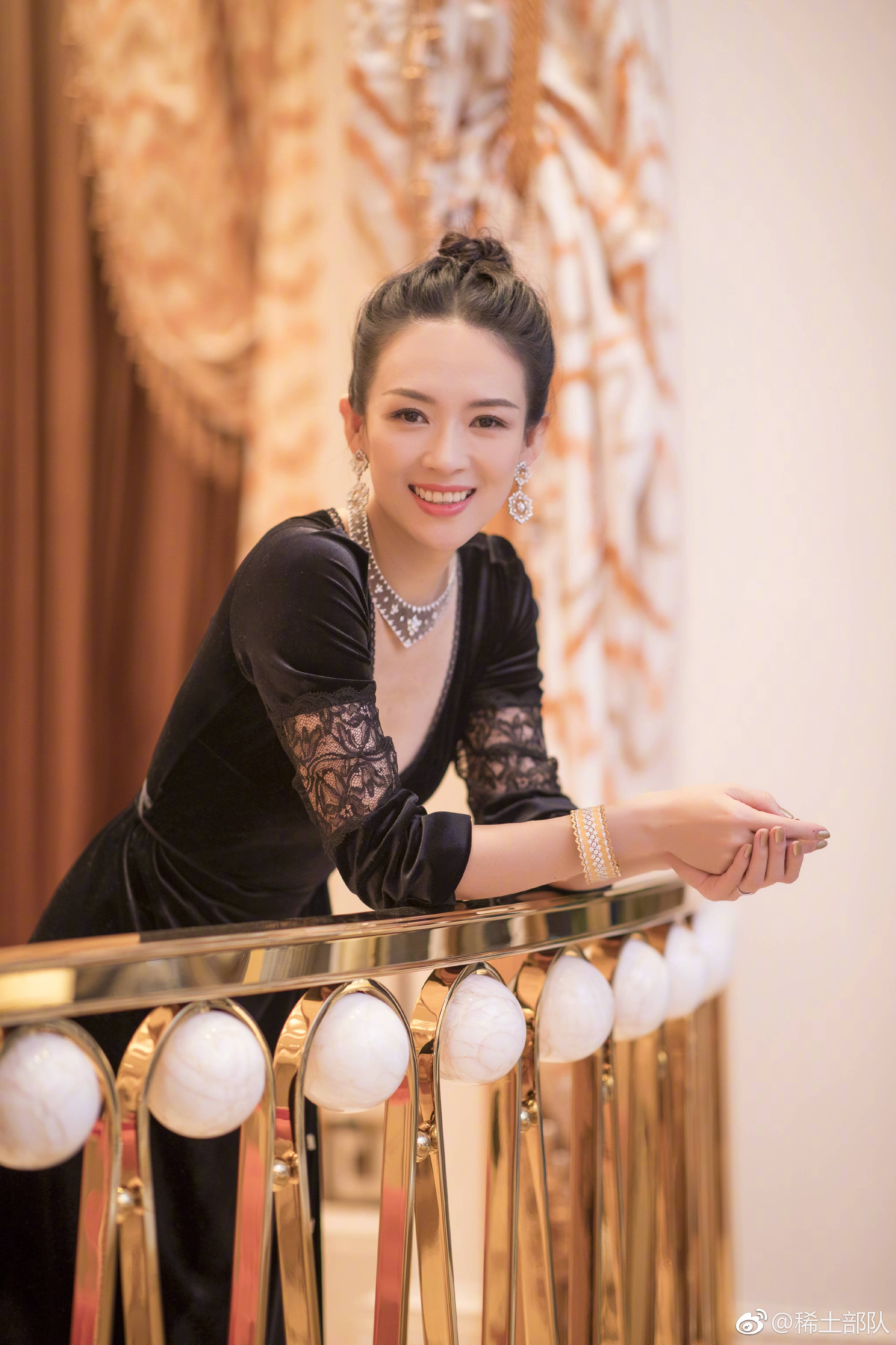 曾傳徐楓有意找章子怡飾演葛薇龍,章子怡也口頭應允,可惜最後未能開拍。(章子怡微博)