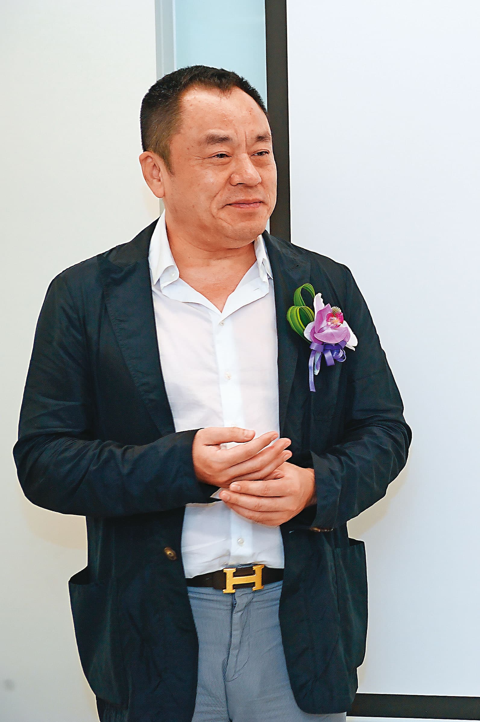 殯葬天王龍巖總裁李世聰眼光精準,買賣彰銀大賺逾42億元。