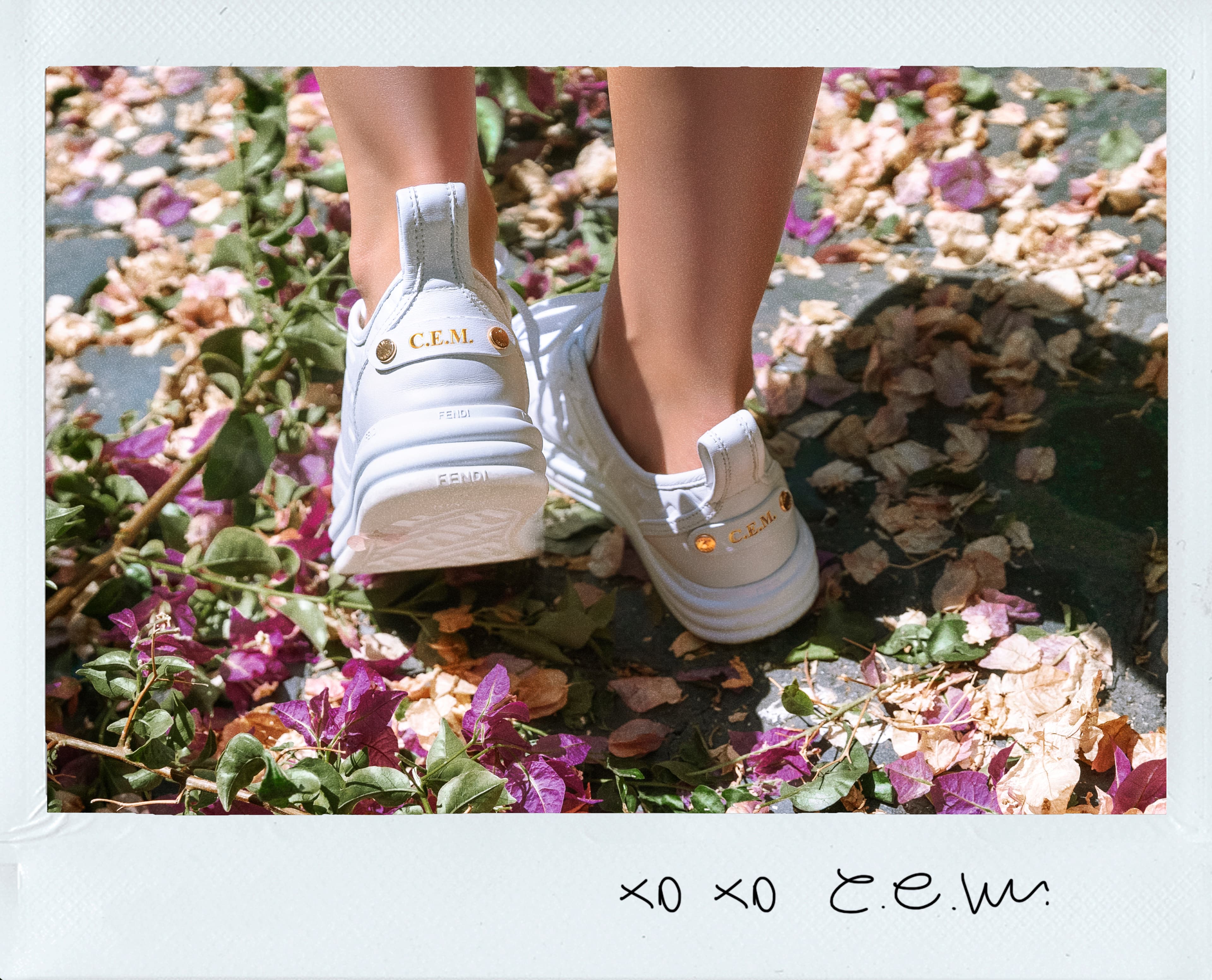 FENDI Rise FF LOGO休閒鞋。NT$28,700(FENDI提供)