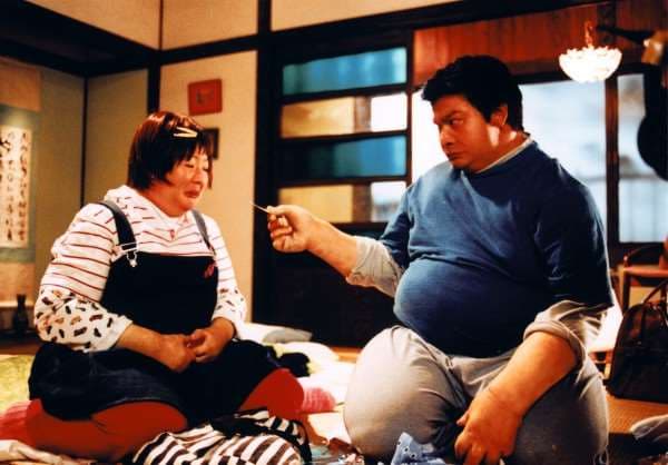 以往鄭秀文曾穿胖子裝演出《瘦身男女》,也曾為《長恨歌》增胖。(翻攝自網路)