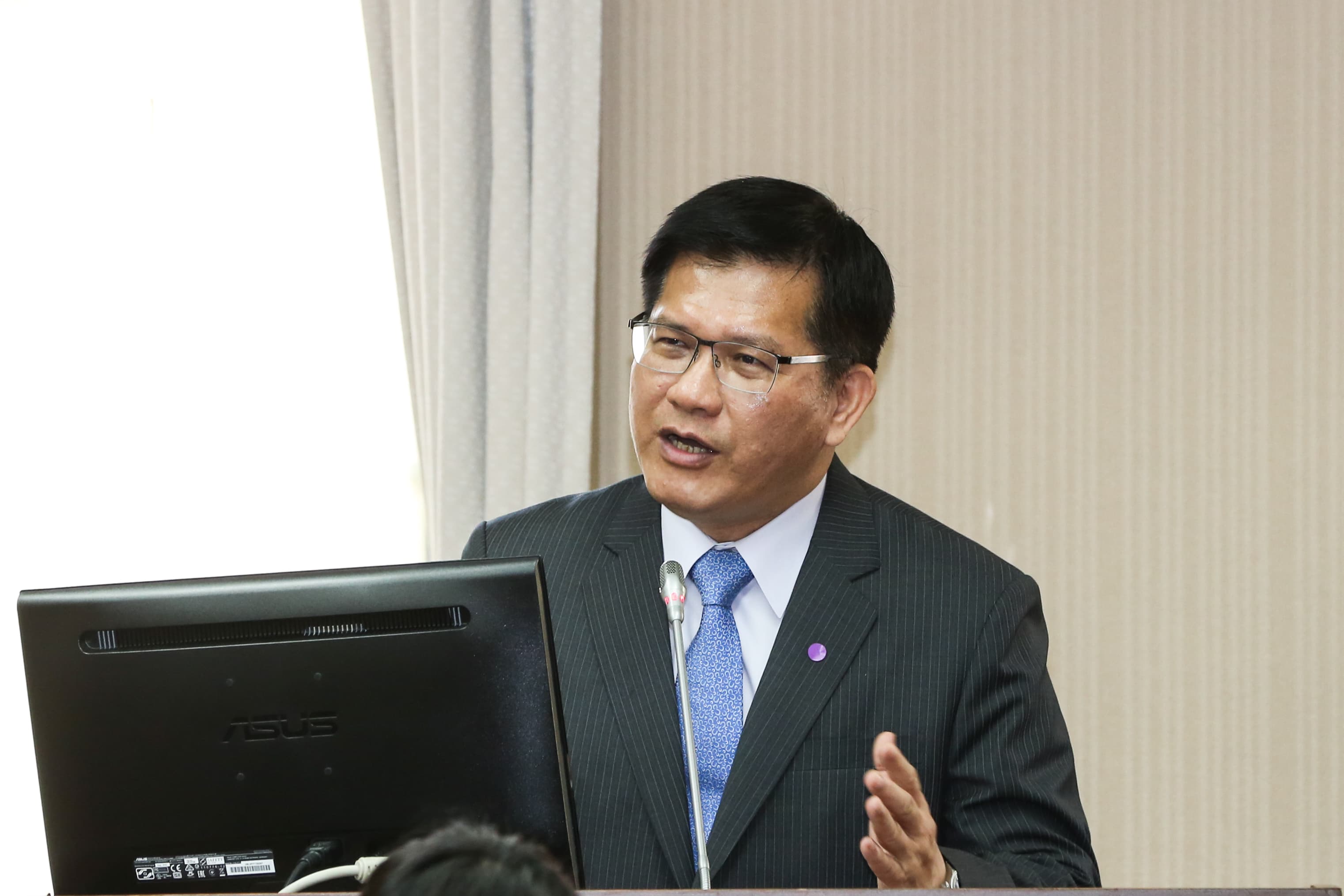 交通部長林佳龍表示,惡意逼車是全民公敵,他支持嚴懲並將研議修法。(本刊資料照)