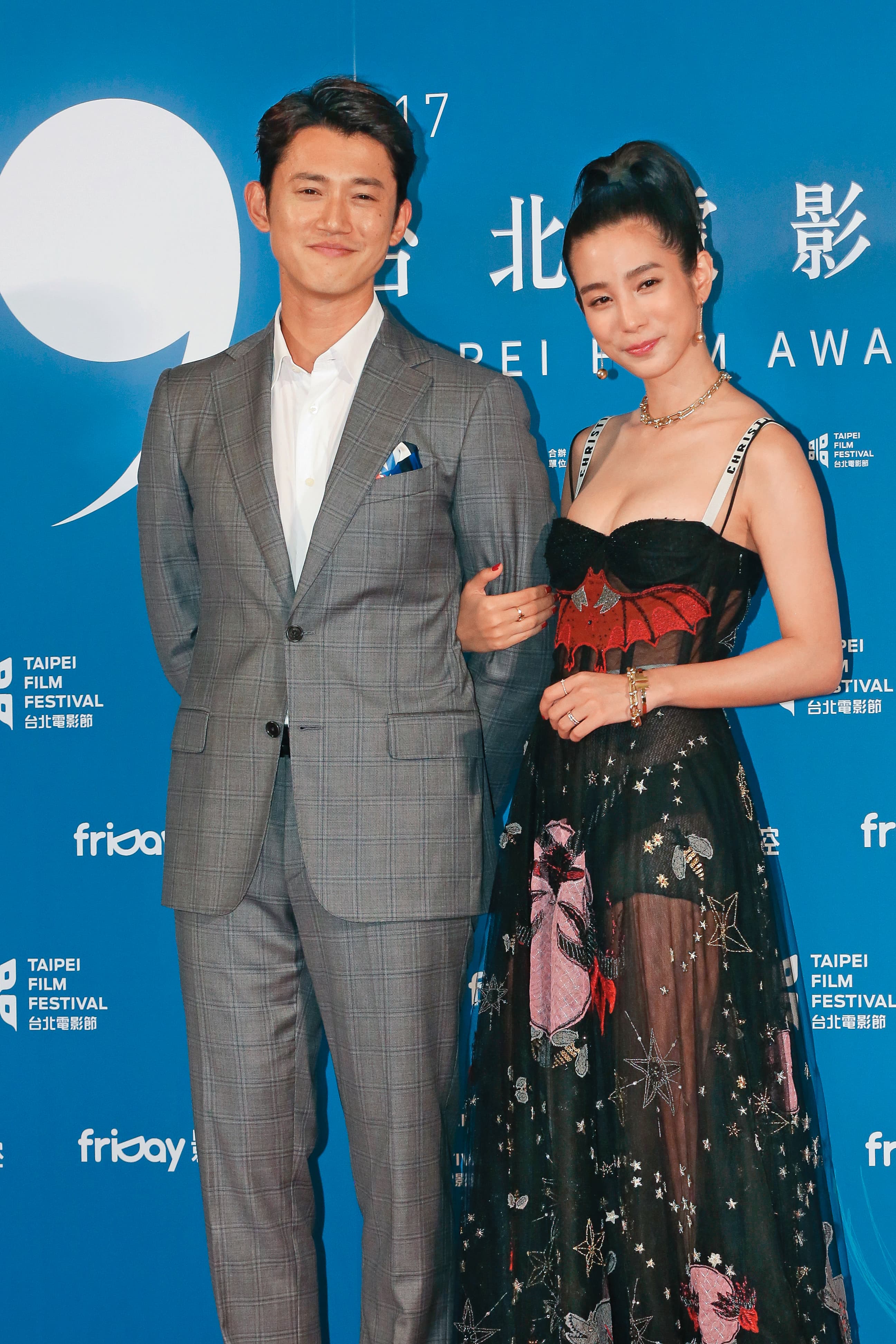 吳慷仁(左)一度被傳跟温貞菱(右)有過曖昧,但男生嚴詞否認,也表示跟前女友鍾瑶分手一案沒有關聯。
