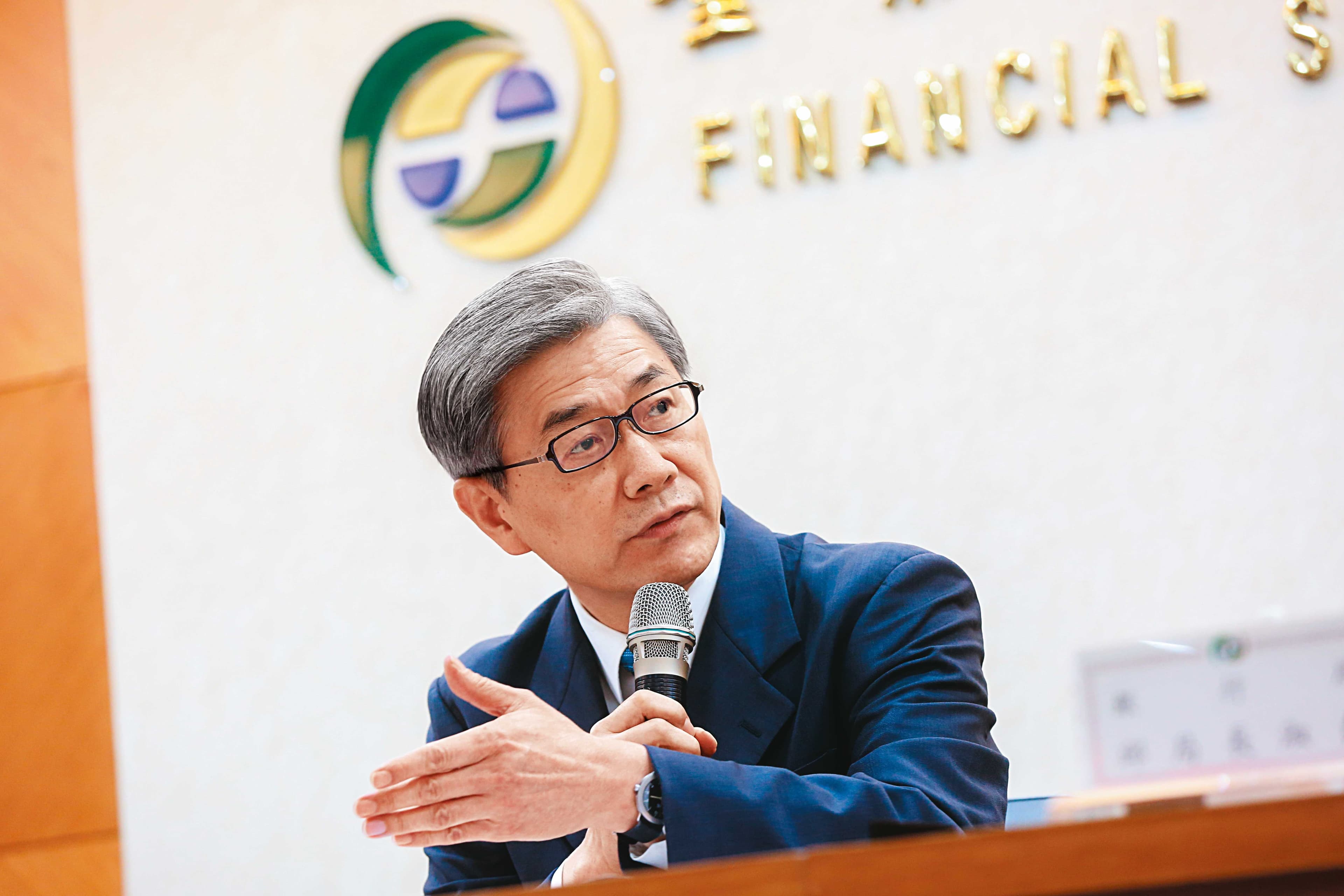 金管會主委黃天牧追查大同公司中資問題後,下一步將矛頭對準日盛金控。