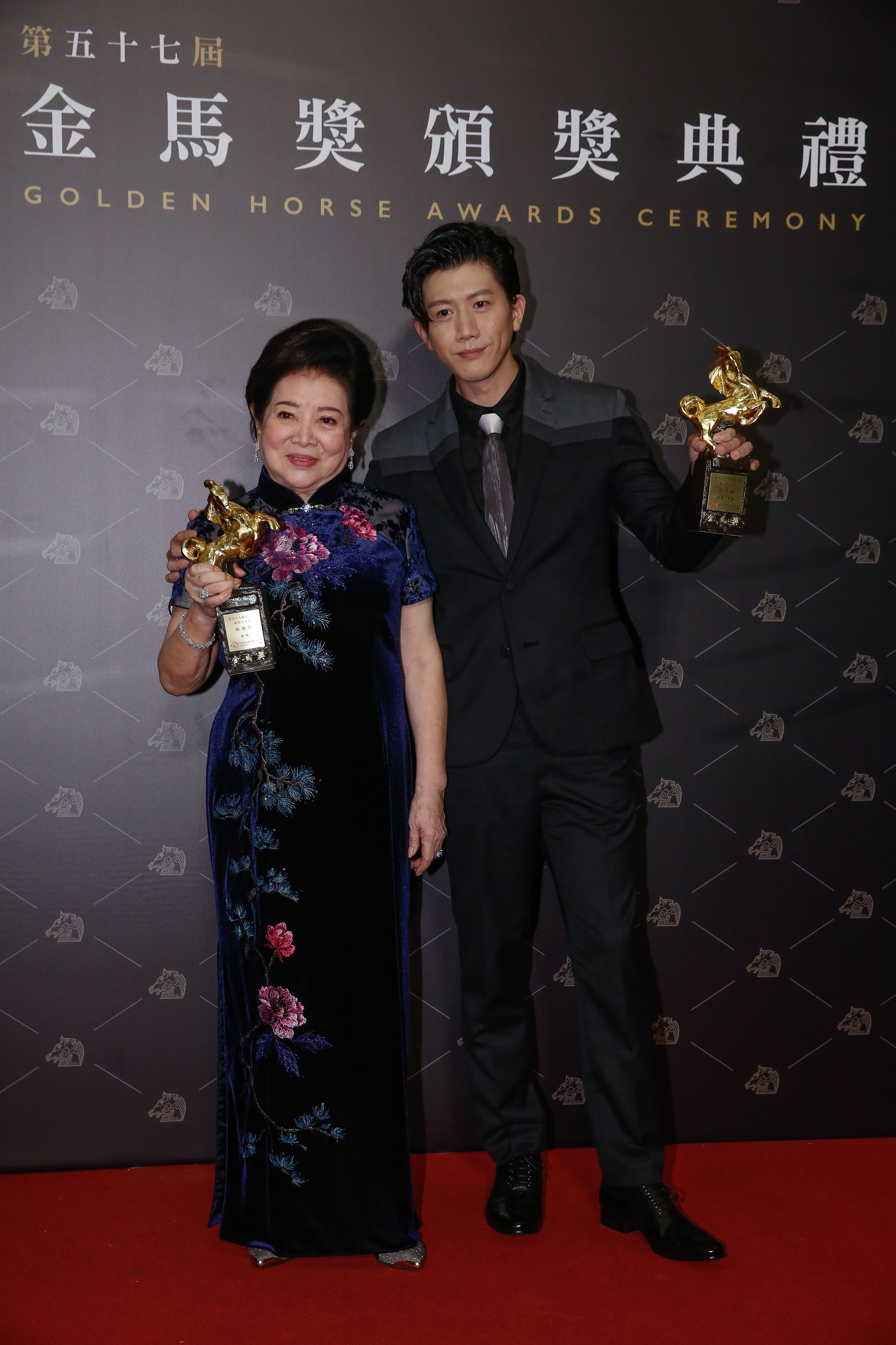 陳淑芳以《孤味》獲影后,與影帝莫子儀同台,他們也一起在《親愛的房客》演出。