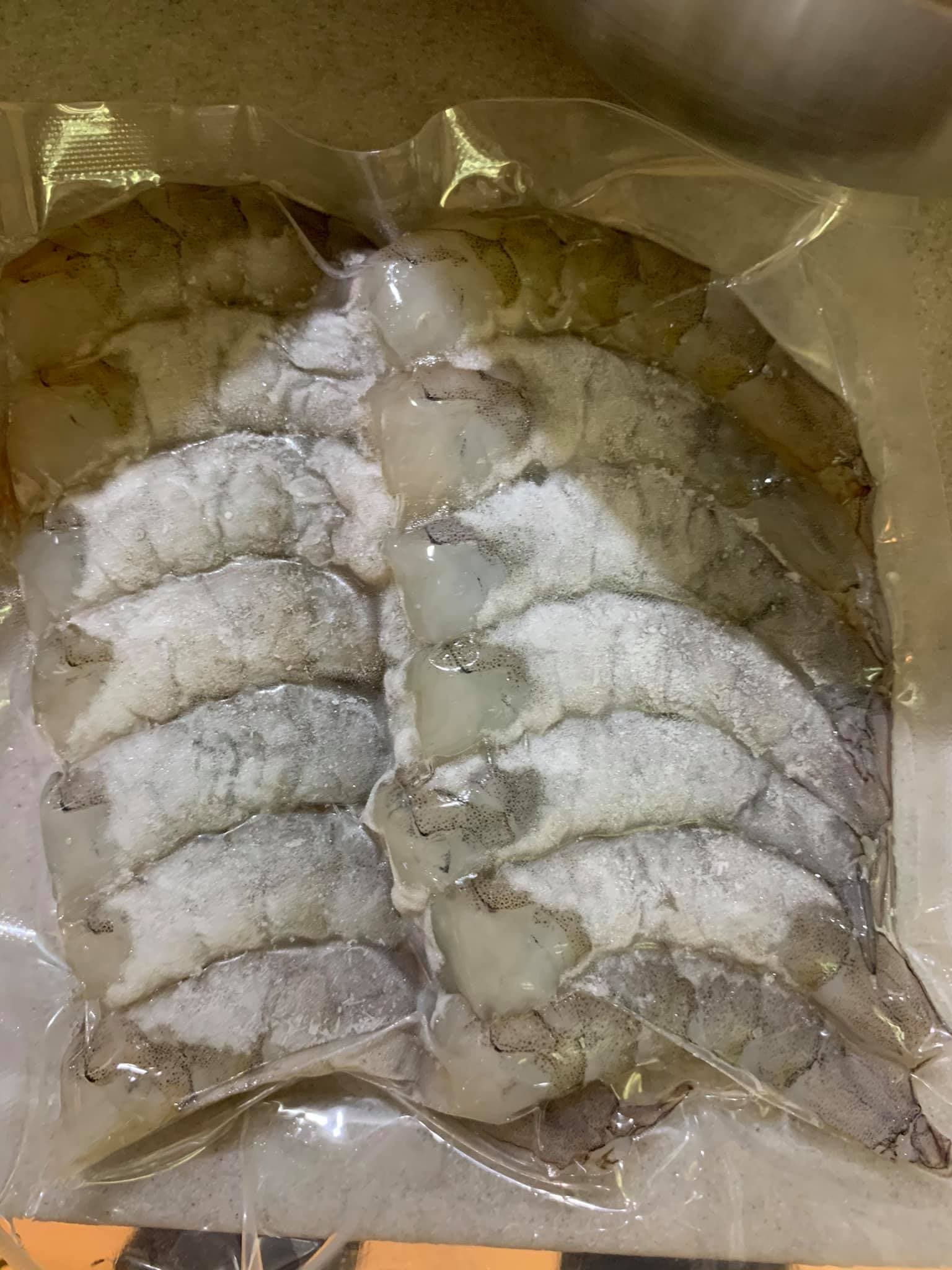 兩種春捲都會用到蝦仁。