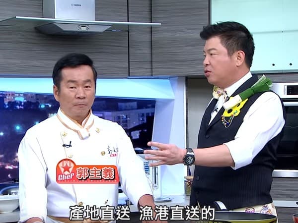 郭主義(左)在型男節目說話可愛幽默,被觀眾封為「古錐師」。(翻攝自郭主義粉專臉書)