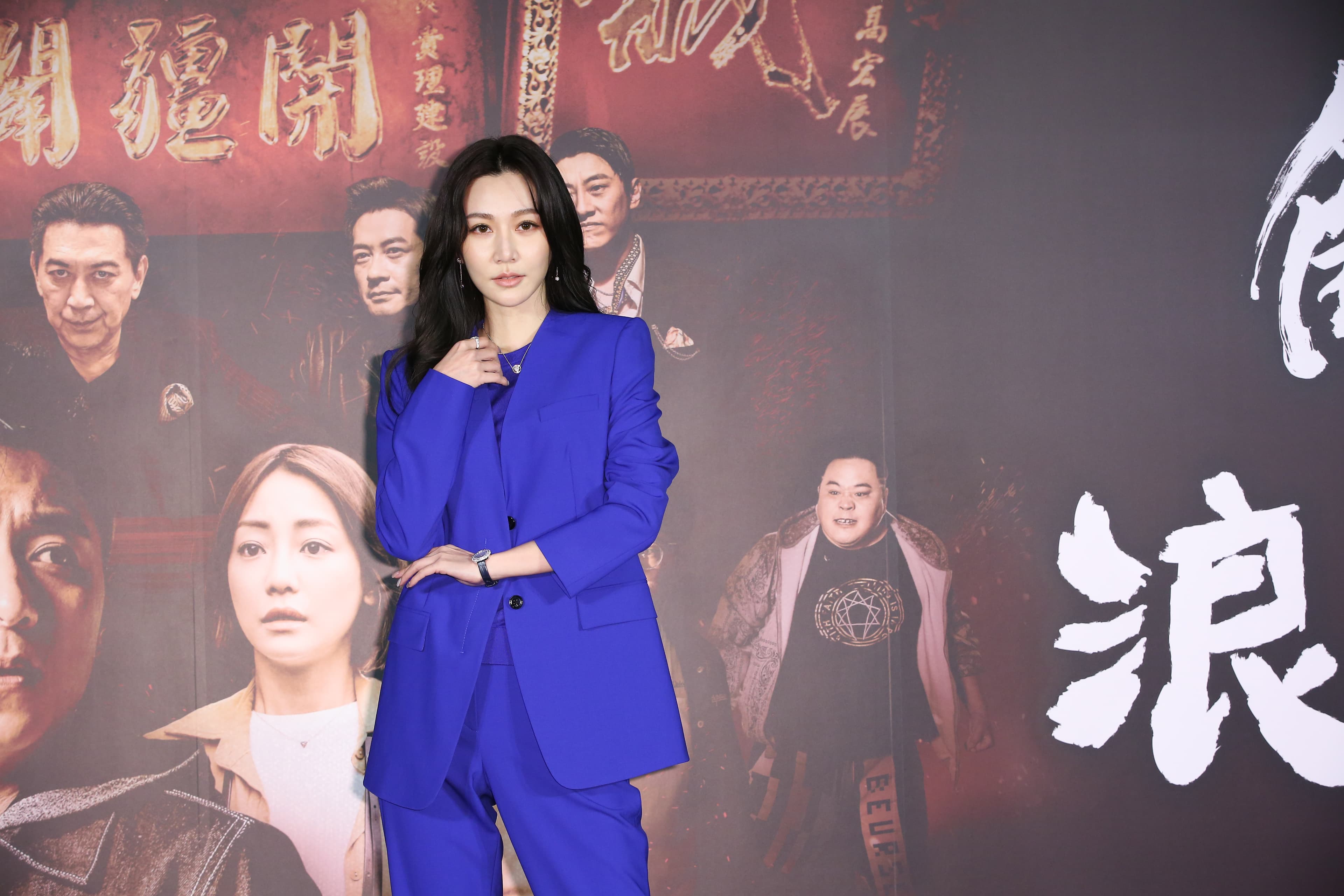 曾莞婷國小時就曾找龍劭華簽名,20多年後竟演了父女。