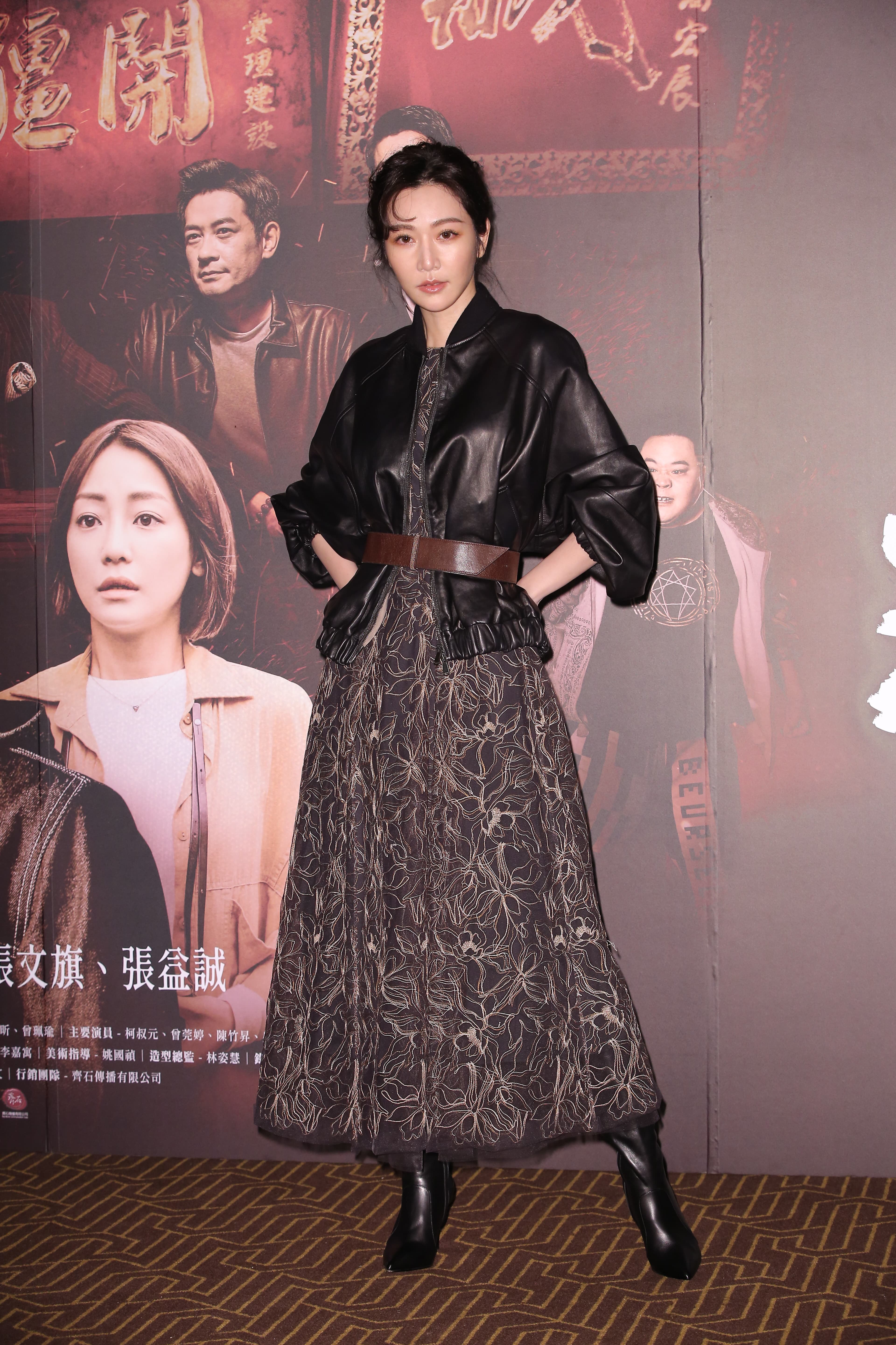 曾莞婷戲裡夾在野心很大的老公與黑道老大父親之間,有揮灑內心戲的空間。