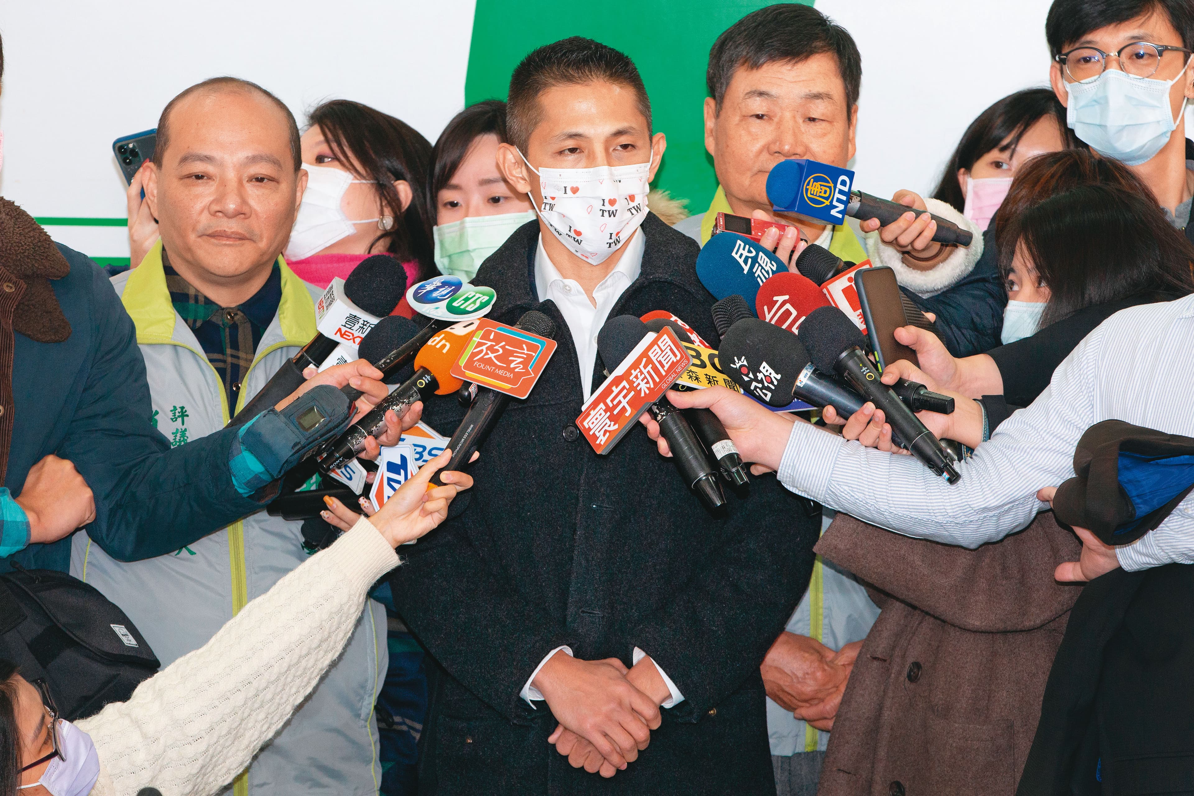 台北市黨部主委吳怡農4月移送一起違紀檢舉案,事後才發現已逾期鬧出烏龍。
