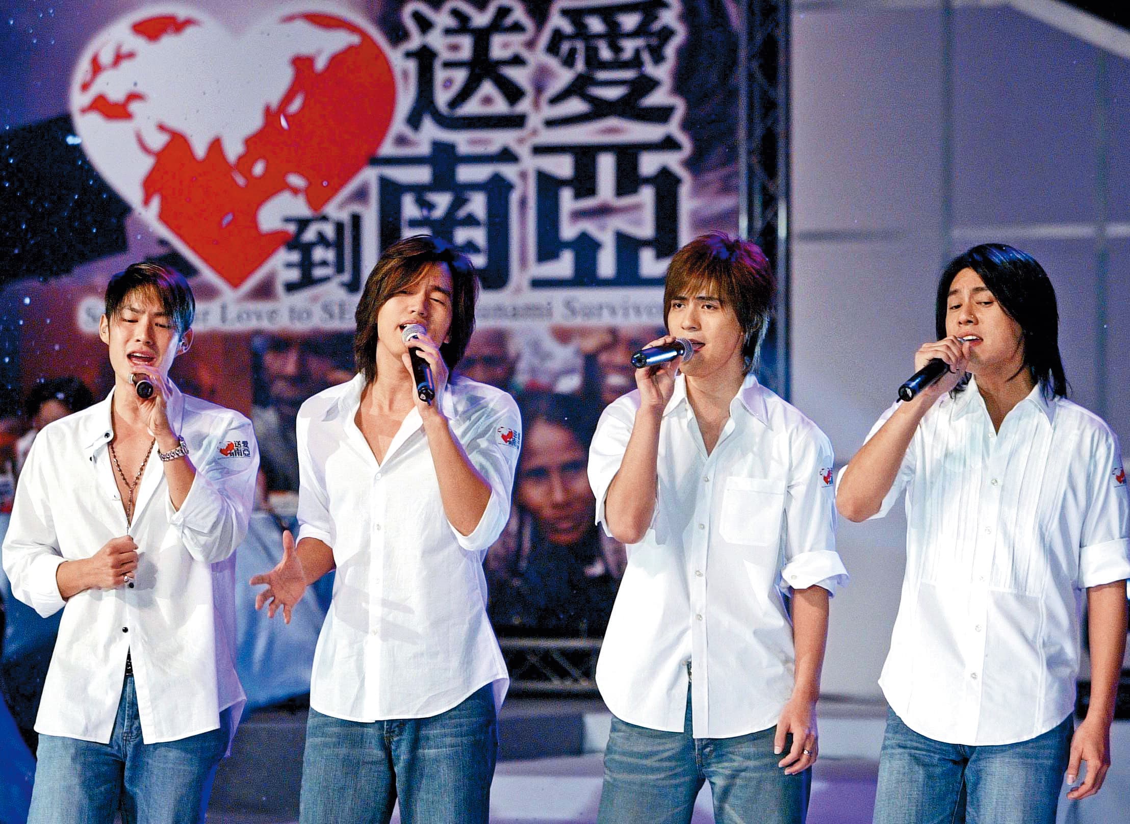 當年F4紅遍亞洲,在各地都開過演唱會,其中言承旭(左二)更是人氣最高的一哥。左起為吳建豪、周渝民與朱孝天。(東方IC)