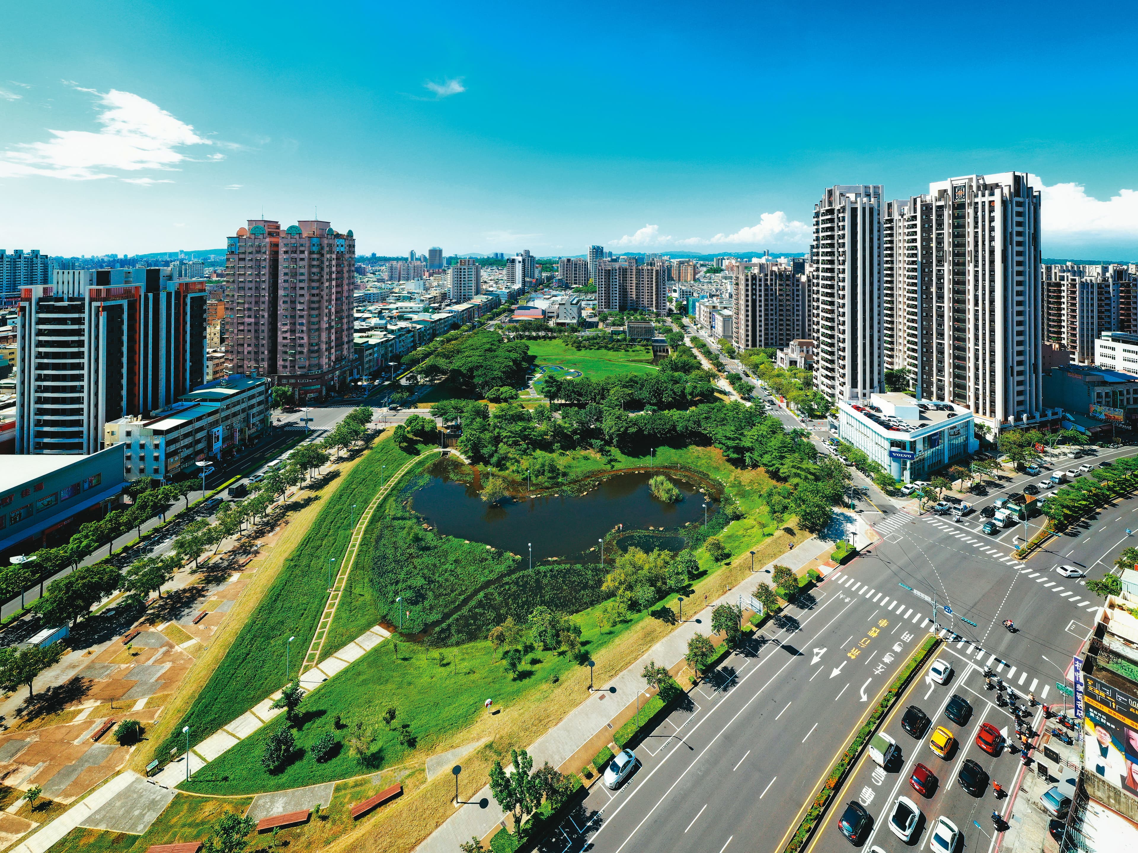 三地從土地重劃起家,高雄41期重劃區就是其代表作,不到10年,土地價值至少翻9倍。