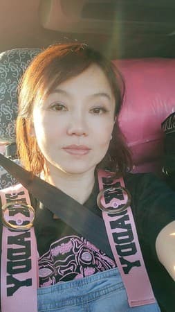 佩真曾是沈玉琳女友,兩人交往、分手都成話題。(翻攝自佩真臉書)
