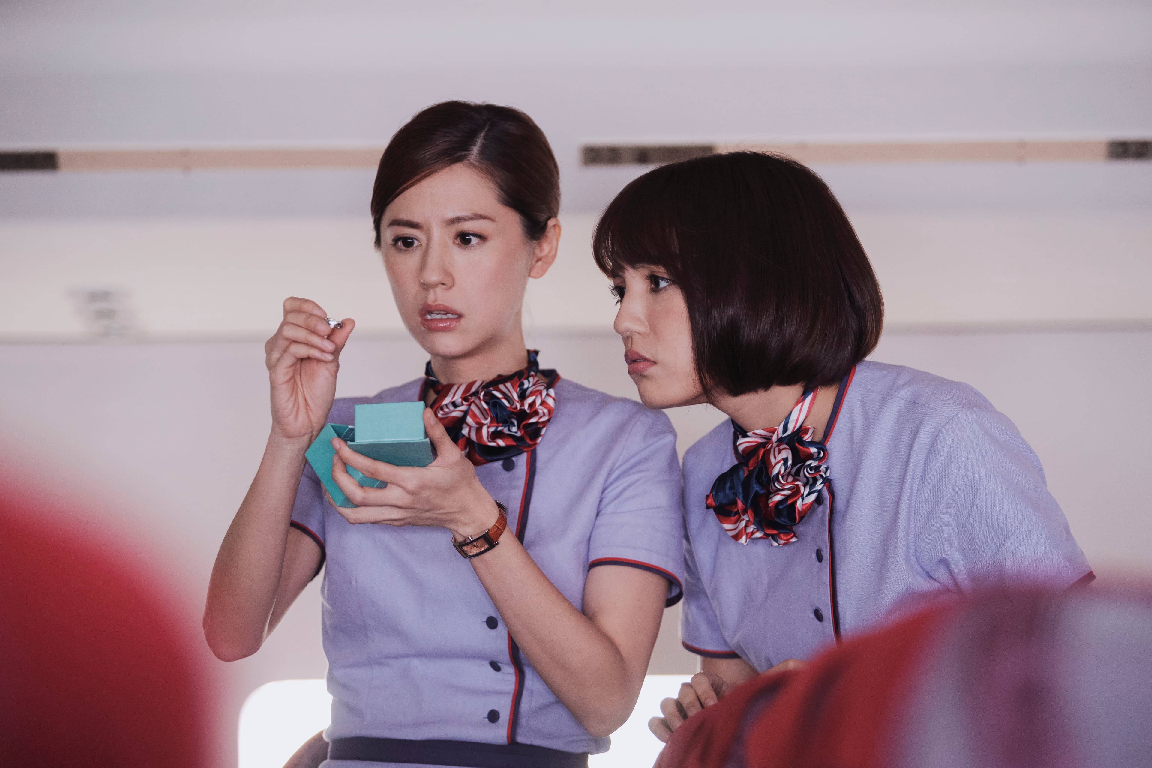 林予晞在HBO《戒指流浪記》中飾演對婚姻懷抱夢想的空姐。(晴天影像提供)